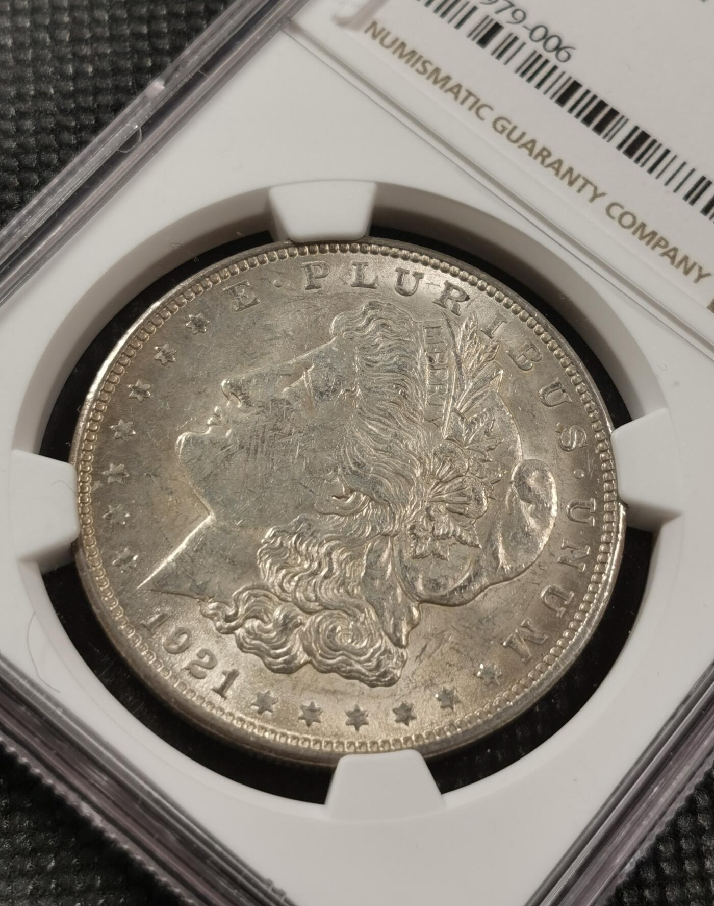 甄臻铺-世界钱币拍卖（第7期）新铺开张，欢迎捧场 NGC-MS61 1921年摩根，淡淡包浆，超高性价比