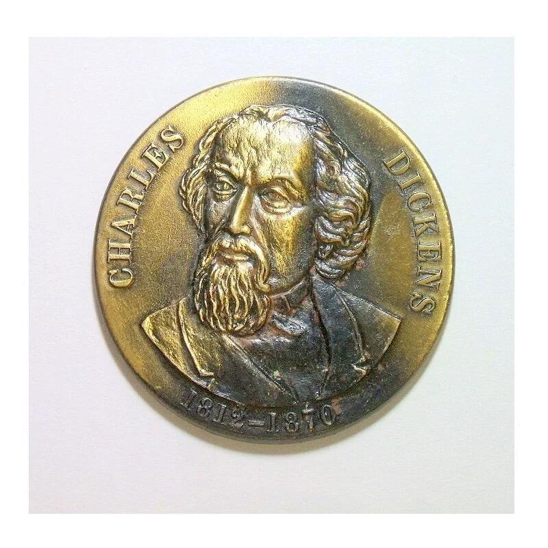 英国1870年 大文豪狄更斯高浮雕精制大铜章 40MM