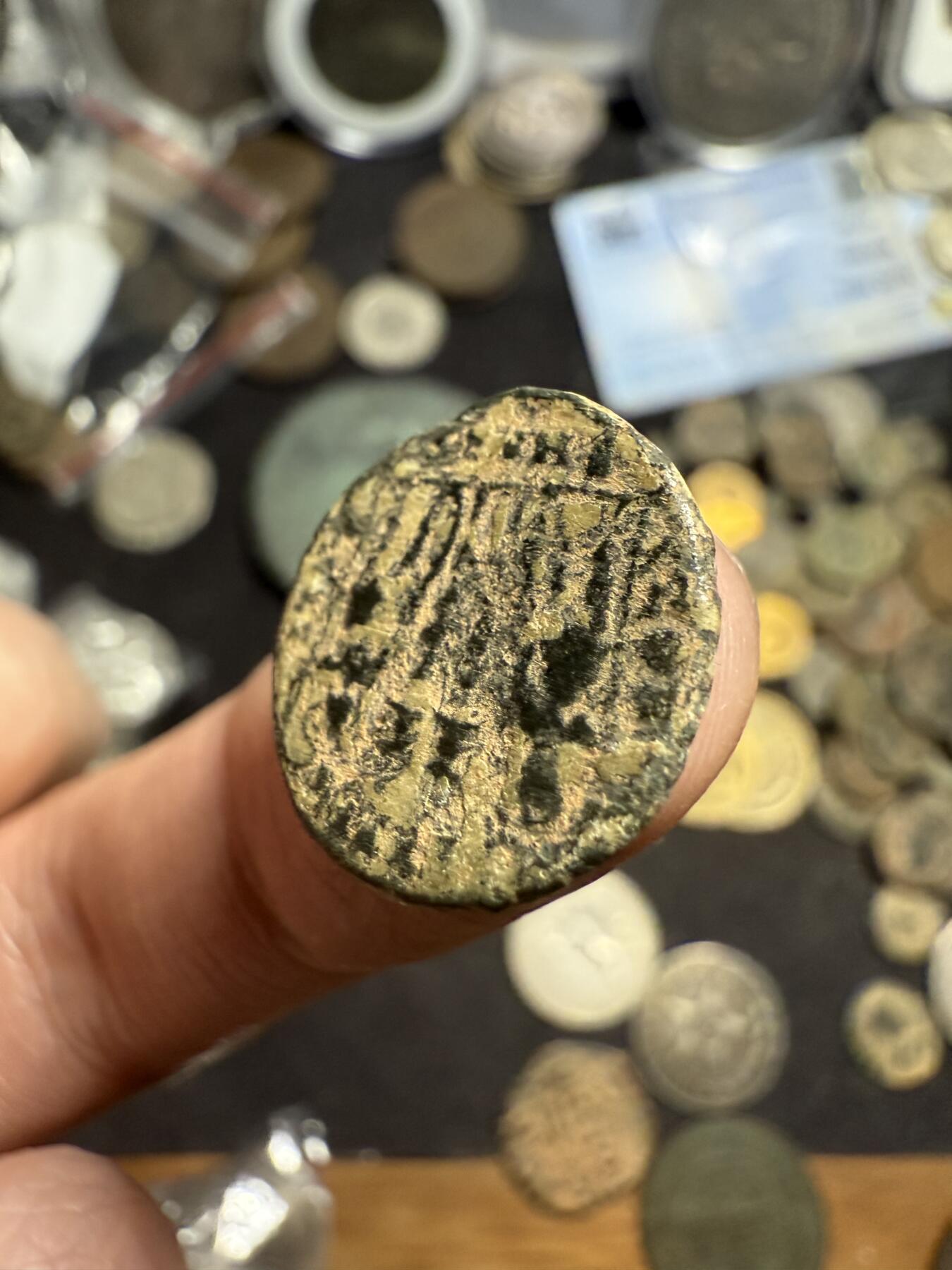 南宋泉阁俄币 外币 国币 专场第六期 古罗马 公元337-340年 君士坦丁二世小铜币 士兵守护军旗 背逆 通货好品