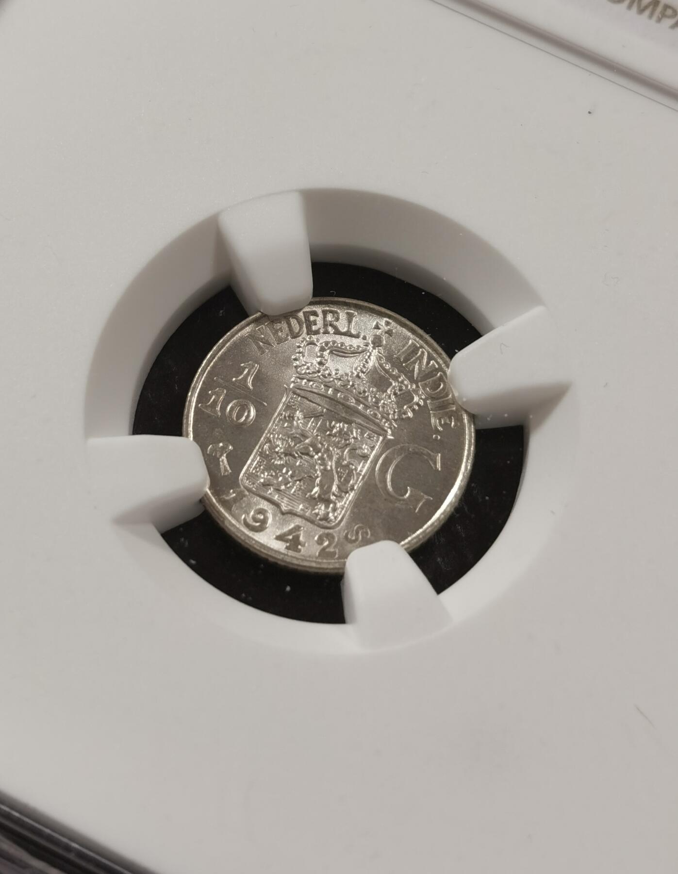 甄臻铺-世界钱币拍卖（第7期）新铺开张，欢迎捧场 NGC-MS67 1942年S版荷属东印度1/10盾，麦稀奇所见最高分，无需多说