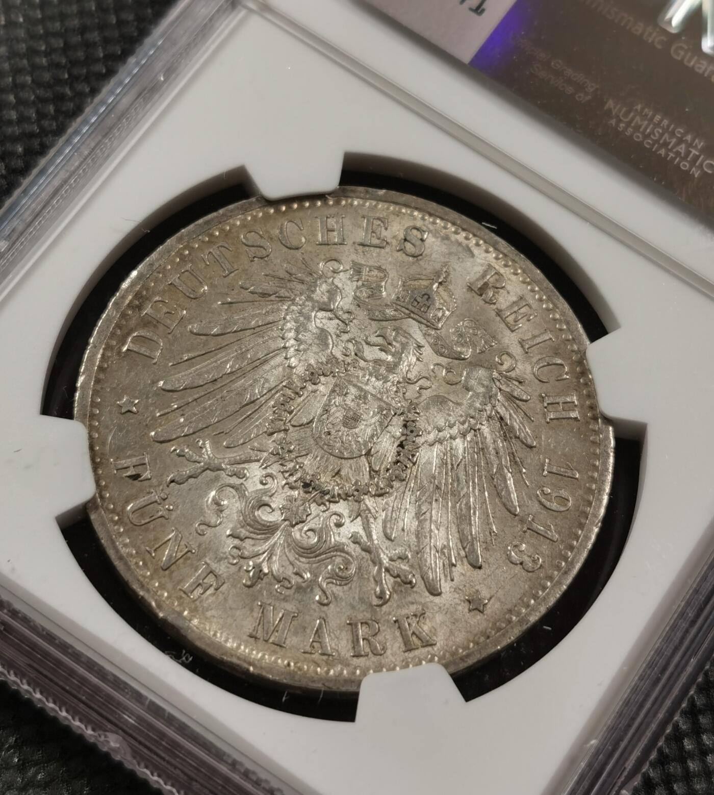 甄臻铺-世界钱币拍卖（第7期）新铺开张，欢迎捧场 NGC-AU58 1913年德国5马克，普鲁士威廉二世，严重低评