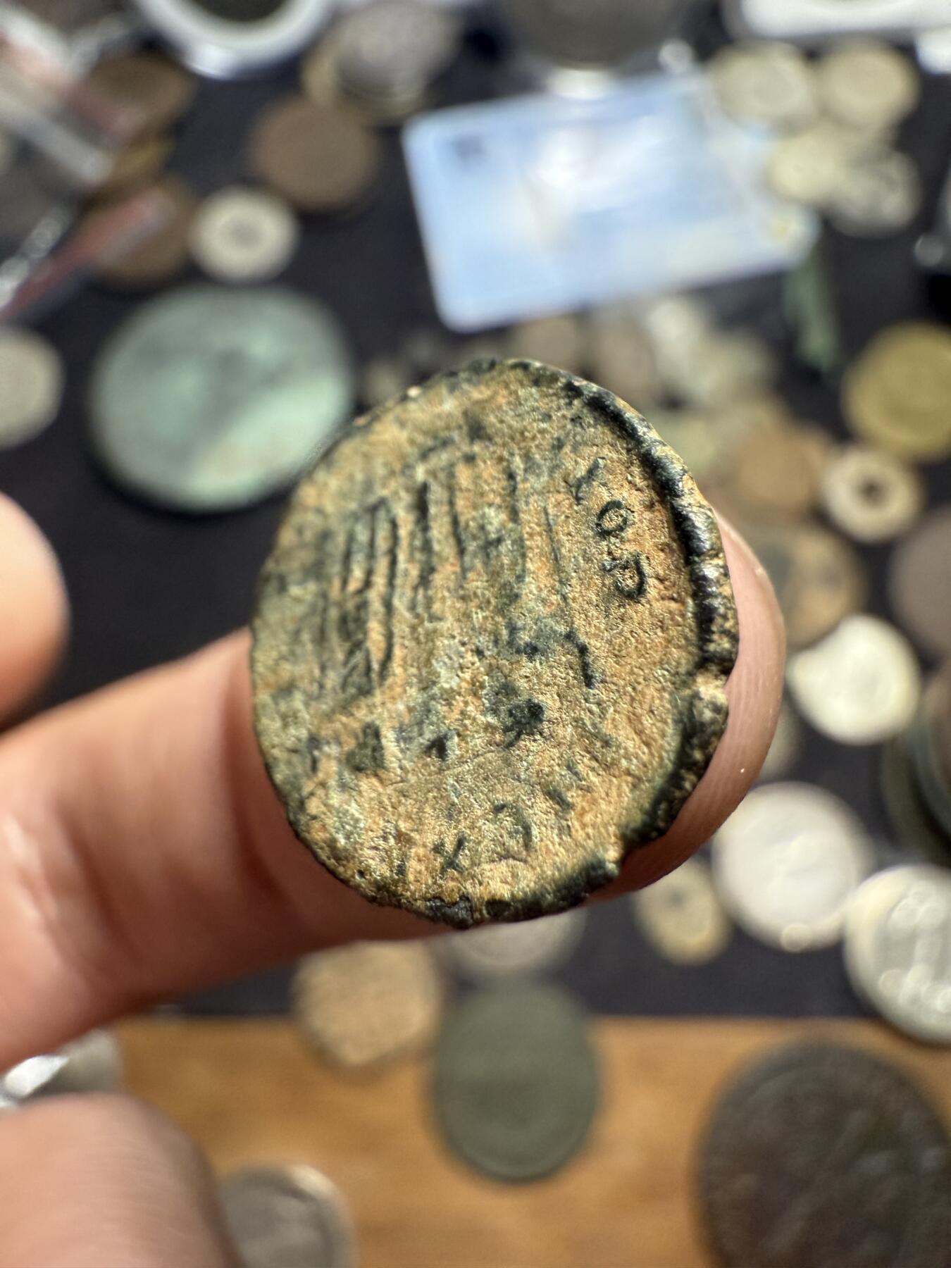 南宋泉阁俄币 外币 国币 专场第六期 古罗马 公元337-340年 君士坦丁二世小铜币 背逆 头像朝左 士兵守护军旗 通货好品