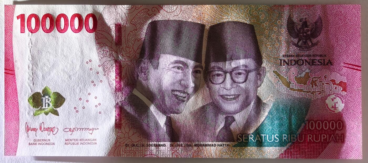 紫瑗钱币——第523期——纸币场 印度尼西亚 2022年 苏加诺和穆罕默德·哈达 100000卢比 UNC