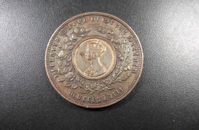 稀少彩包浆1848年英国维多利亚哥特体双色克朗样币，世界上最早的双金属币 - 稀少彩包浆1848年英国维多利亚哥特体双色克朗样币，世界上最早的双金属币