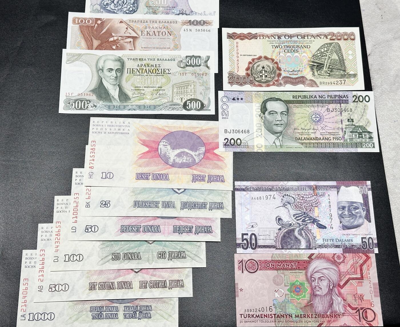 《外钞收藏家》第四百九十七期 波黑1套6张 尾653三同+希腊三张+稀少的加纳、菲律宾、冈比亚以及土库曼斯坦 13张一起 全新UNC
