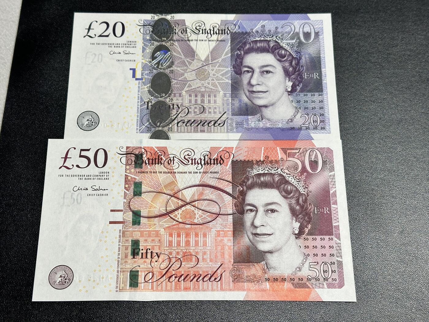 《外钞收藏家》第四百九十七期 英国F序列20、50镑 两张一起 全新UNC