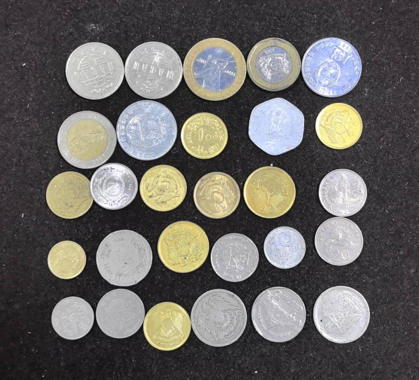 北京马甸外国币专卖第135期，外国币专场，陆续上拍，欢迎关注 28枚散币