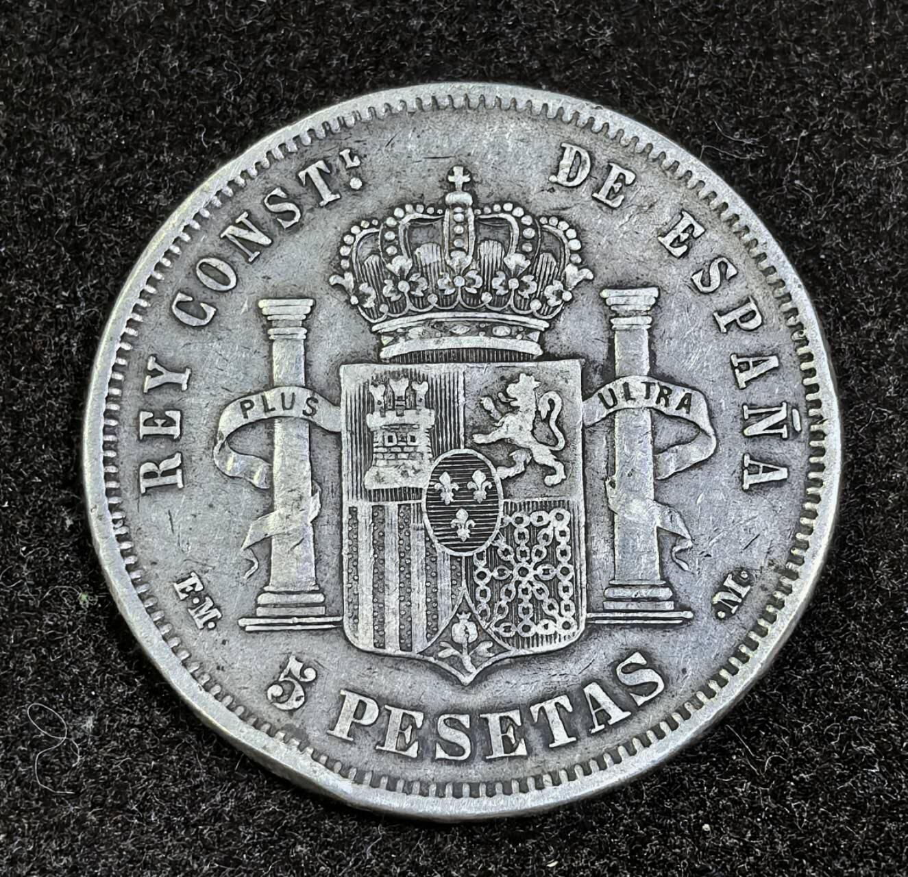 北京马甸外国币专卖第135期，外国币专场，陆续上拍，欢迎关注 西班牙1878年5比塞塔双柱银币