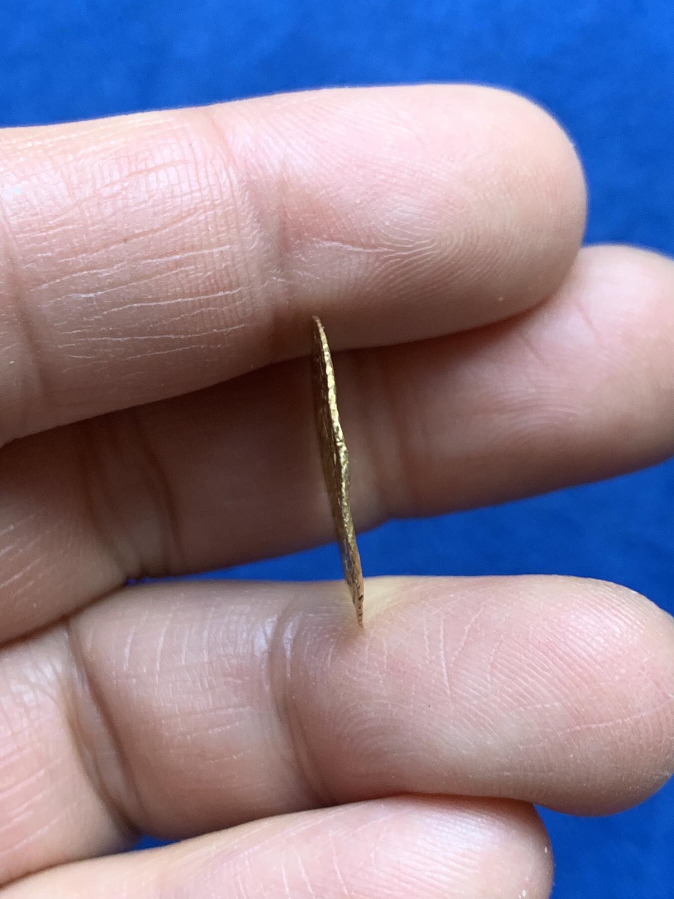 《竞宝斋》第360场 周日，周一  2场连拍 （全场包邮） 奥斯曼帝国1833年金币 重1.56克 有打孔