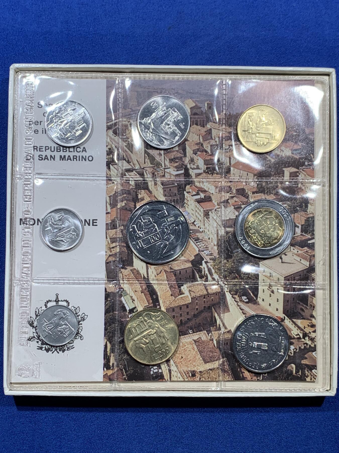 《竞宝斋》第360场 周日，周一  2场连拍 （全场包邮） 原盒证书 圣马力诺1982年9枚装套币 部分可取出