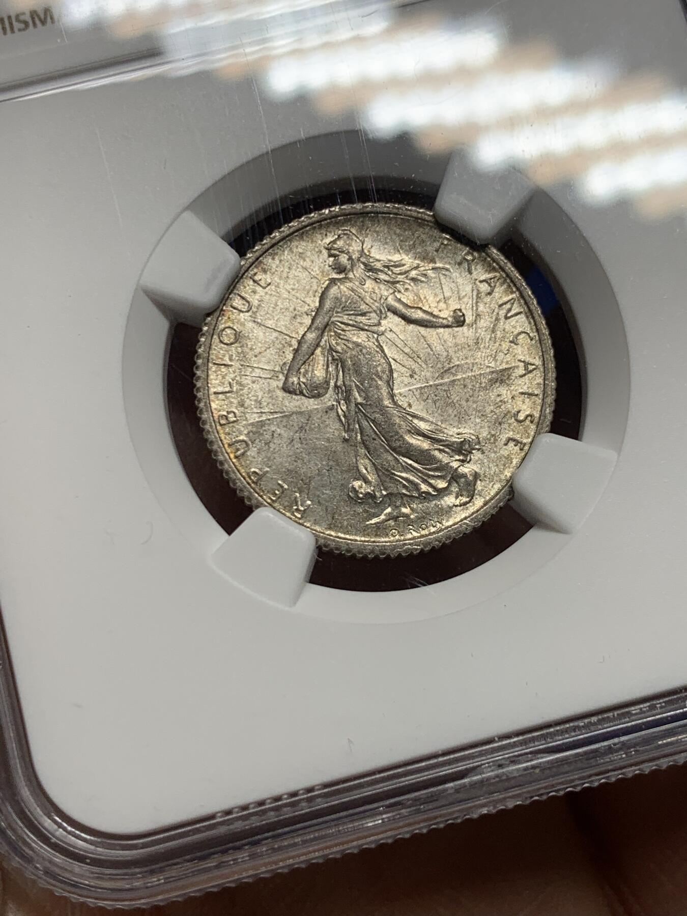 《竞宝斋》第360场 周日，周一  2场连拍 （全场包邮） NGC MS63 法国1920年播种女神1法郎银币