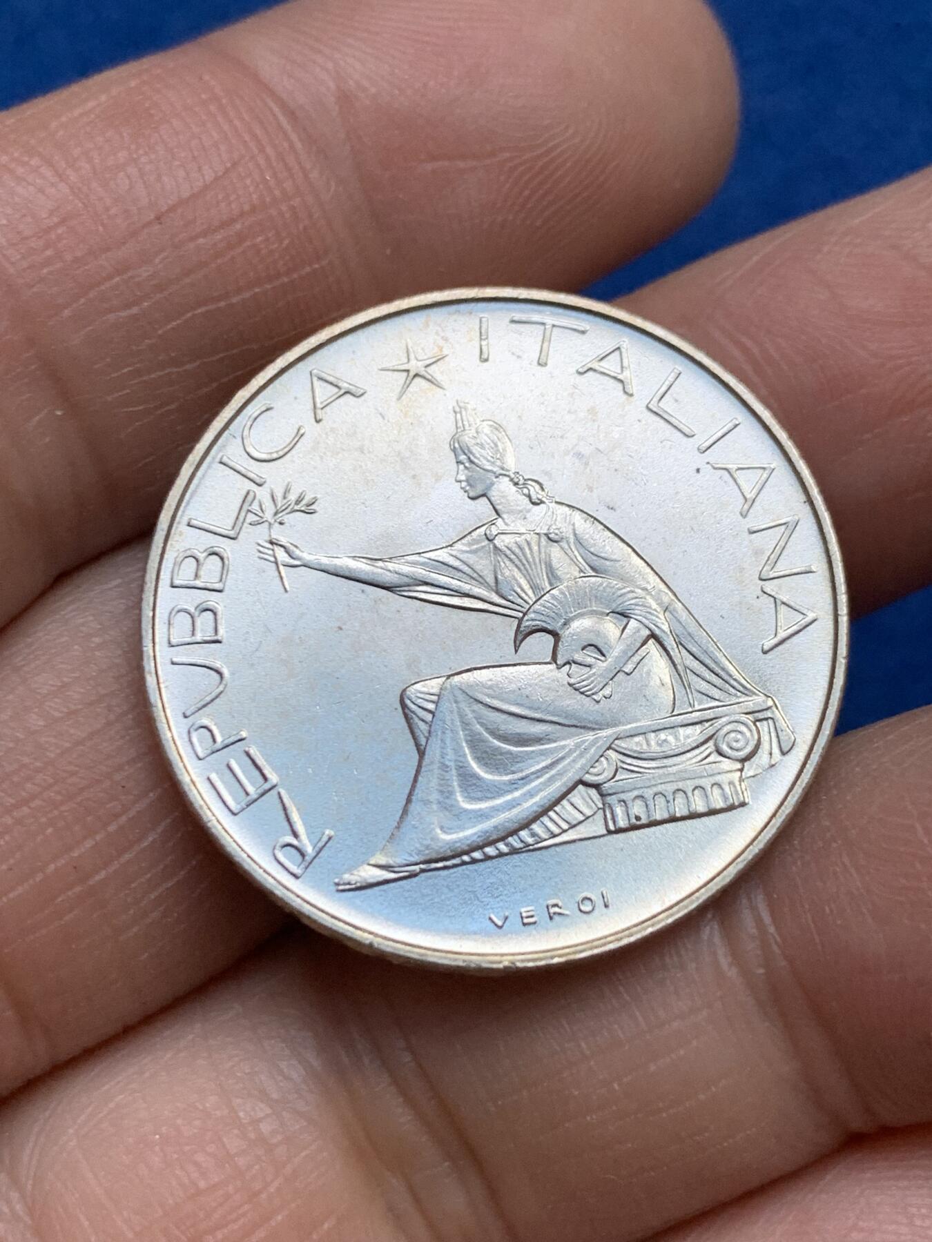 《竞宝斋》第360场 周日，周一  2场连拍 （全场包邮） 意大利 1961年 国家统一100周年纪念 马车500里拉银币 原光未使用品