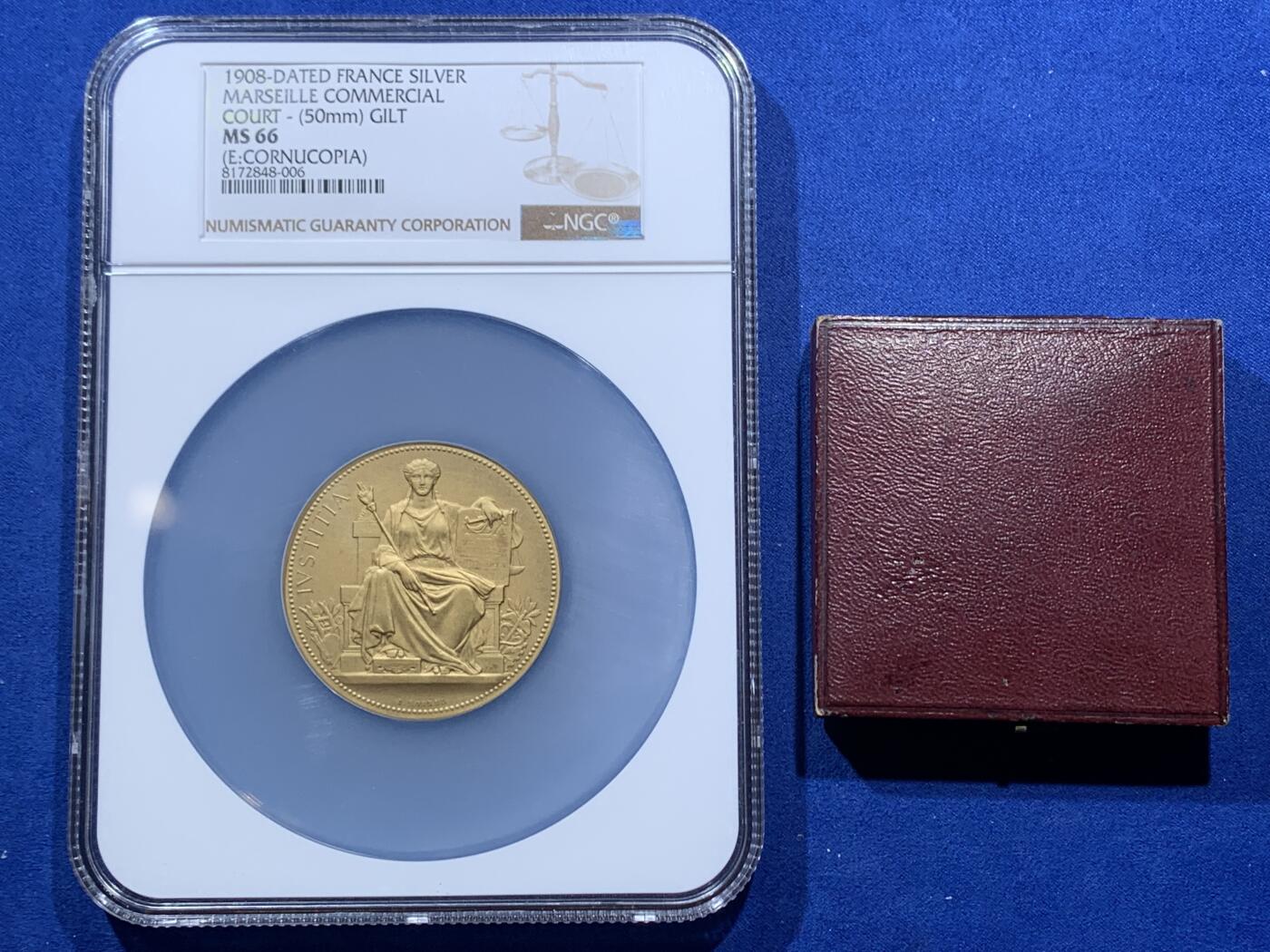 《竞宝斋》第360场 周日，周一  2场连拍 （全场包邮） NGC MS66 超高分 1908法国马赛商业法庭镀金银章 带原盒 重量：66克