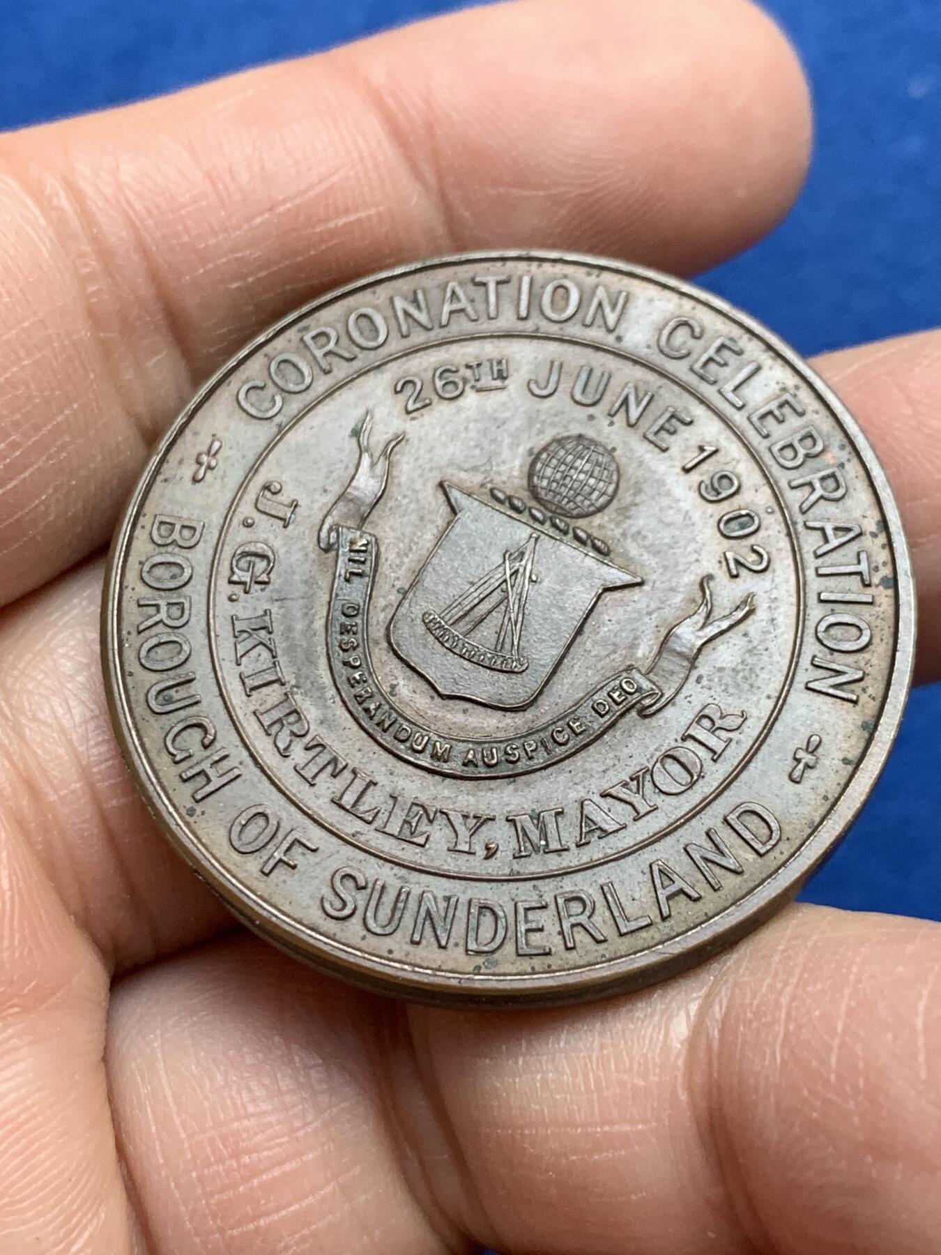 《竞宝斋》第360场 周日，周一  2场连拍 （全场包邮） 英国1902年爱德华七世加冕铜章 27.2克 38.8mm 带盒