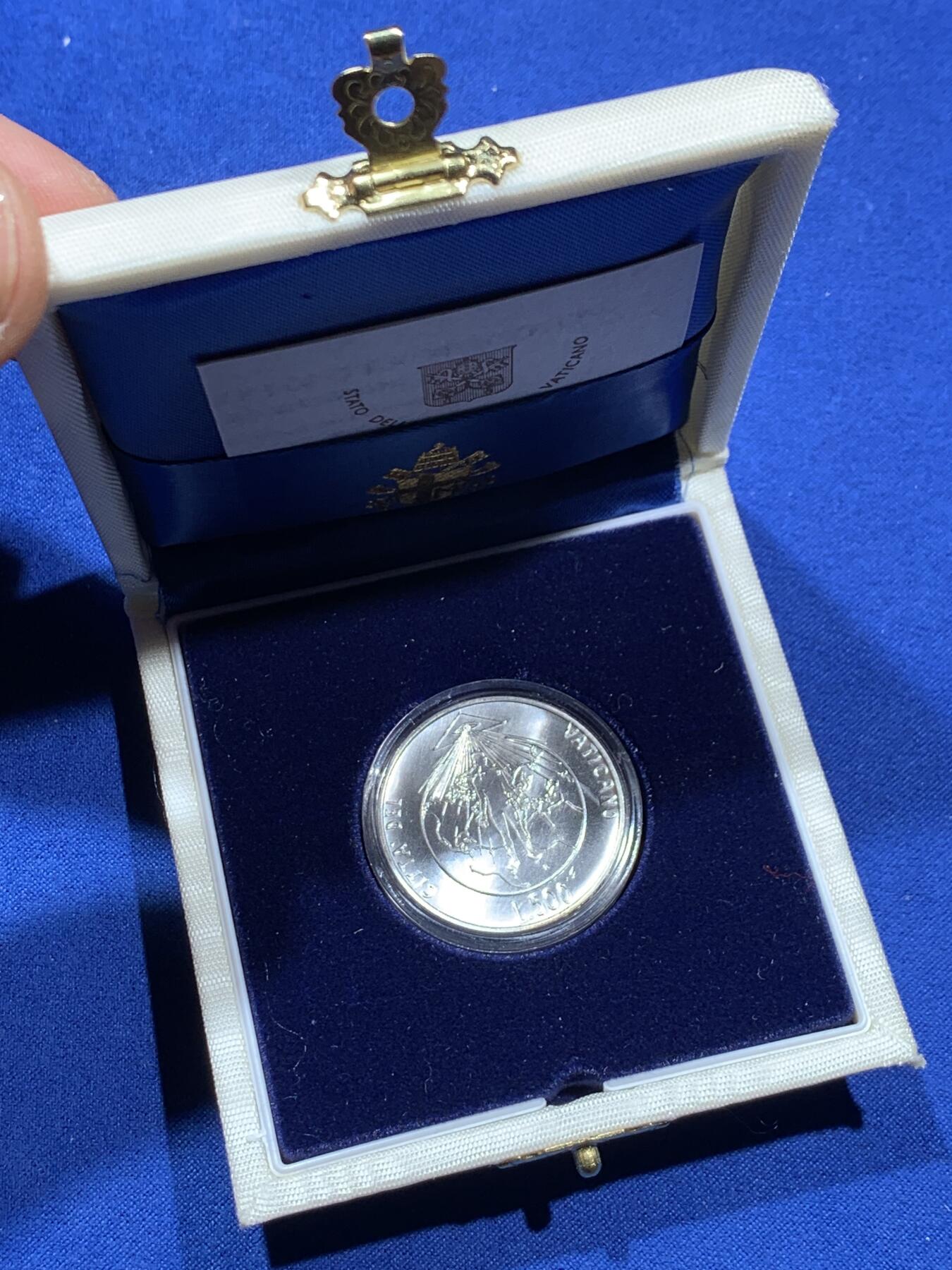 《竞宝斋》第360场 周日，周一  2场连拍 （全场包邮） 梵蒂冈1994年约翰·保罗二世-真理的光辉500里拉银币 带盒证