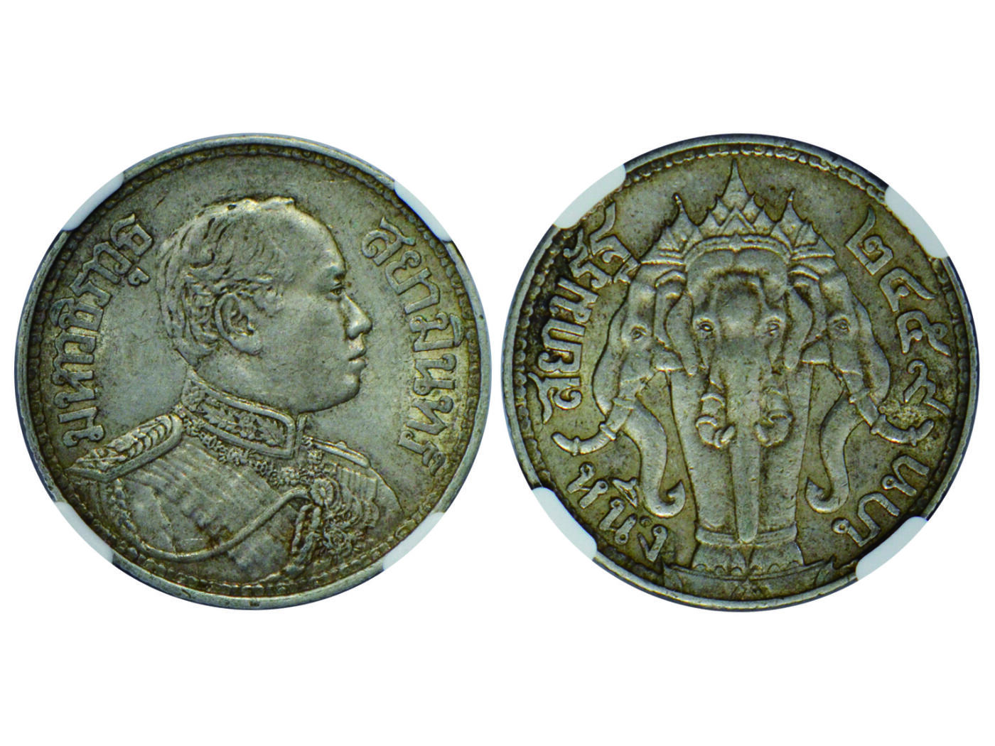冠军2025年4月8日香港拍卖 （1）1916年泰國拉瑪六世像1泰銖銀幣，NGC MS61
（2）1917年泰國拉瑪六世像1泰銖銀幣，NGC  MS62
Total 2 Pieces，包克收藏