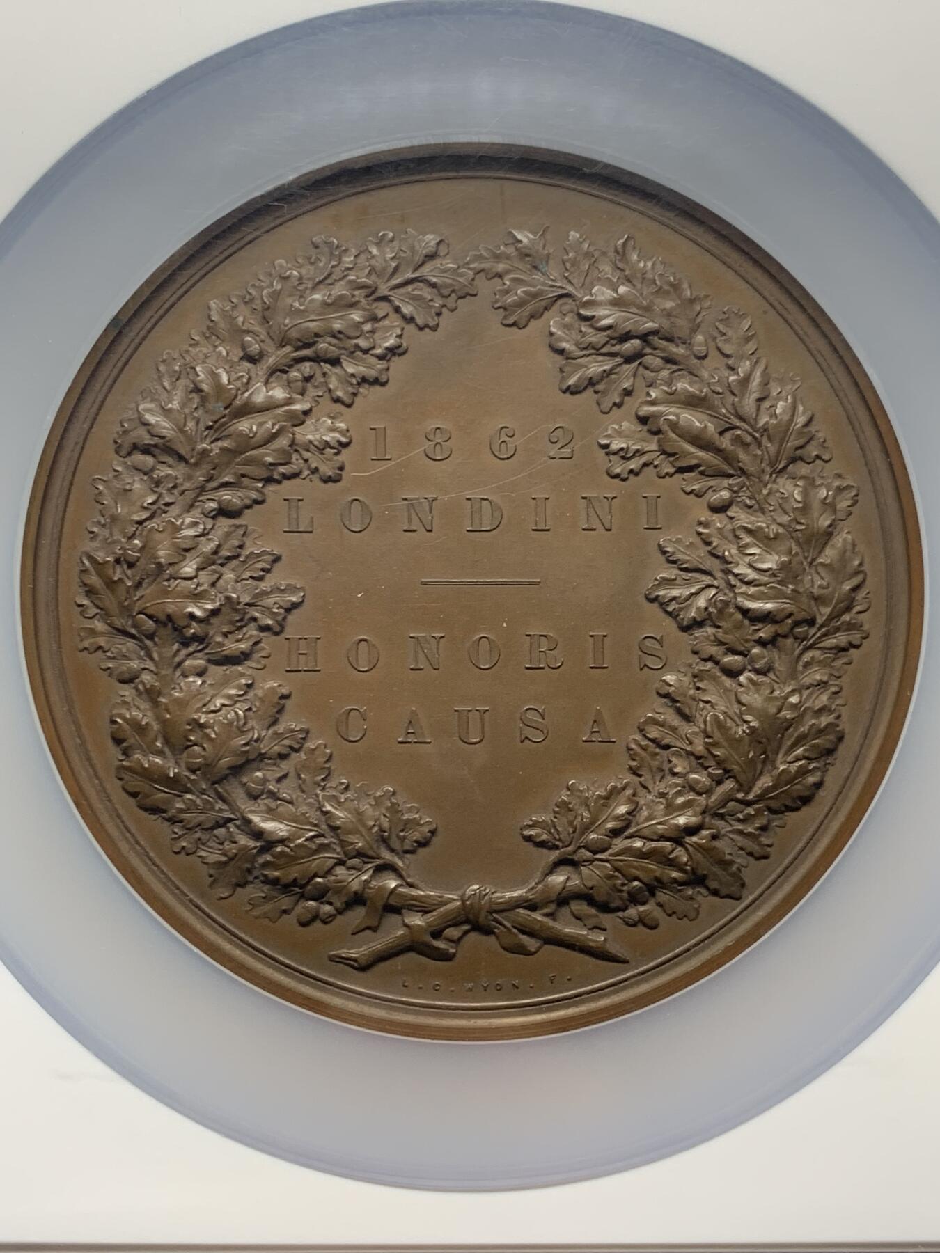 《竞宝斋》第360场 周日，周一  2场连拍 （全场包邮） NGC MS63BN 英国1862年伦敦国际博览会大铜章 76mm 大盒加厚盒 L. C. WYON作品