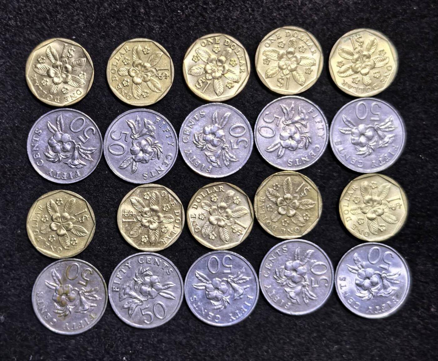 北京马甸外国币专卖第135期，外国币专场，陆续上拍，欢迎关注 新加坡1元50分各10枚