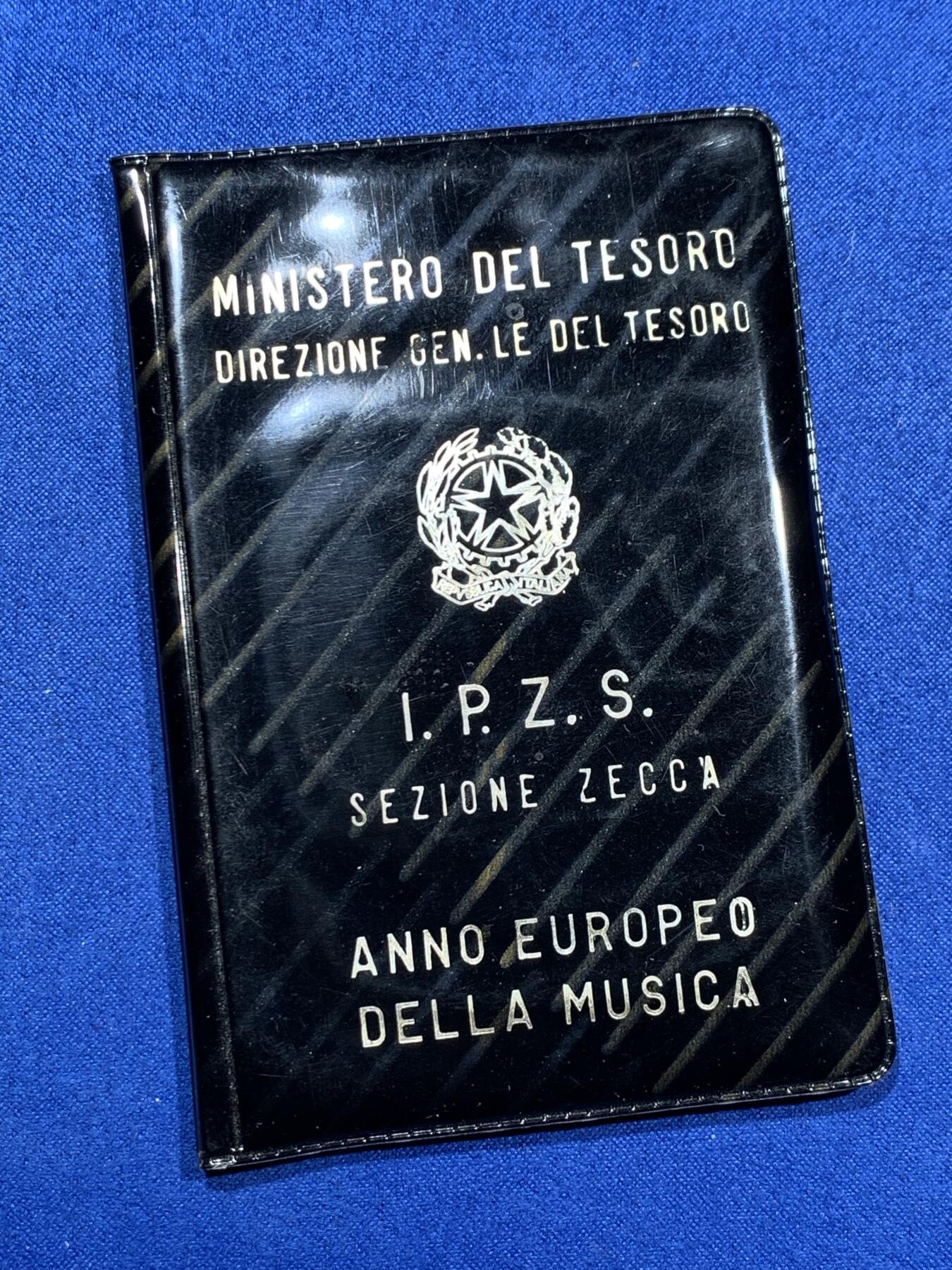 《竞宝斋》第360场 周日，周一  2场连拍 （全场包邮） 意大利 1985年 欧盟音乐节 500里拉 银币 原封装 带证书