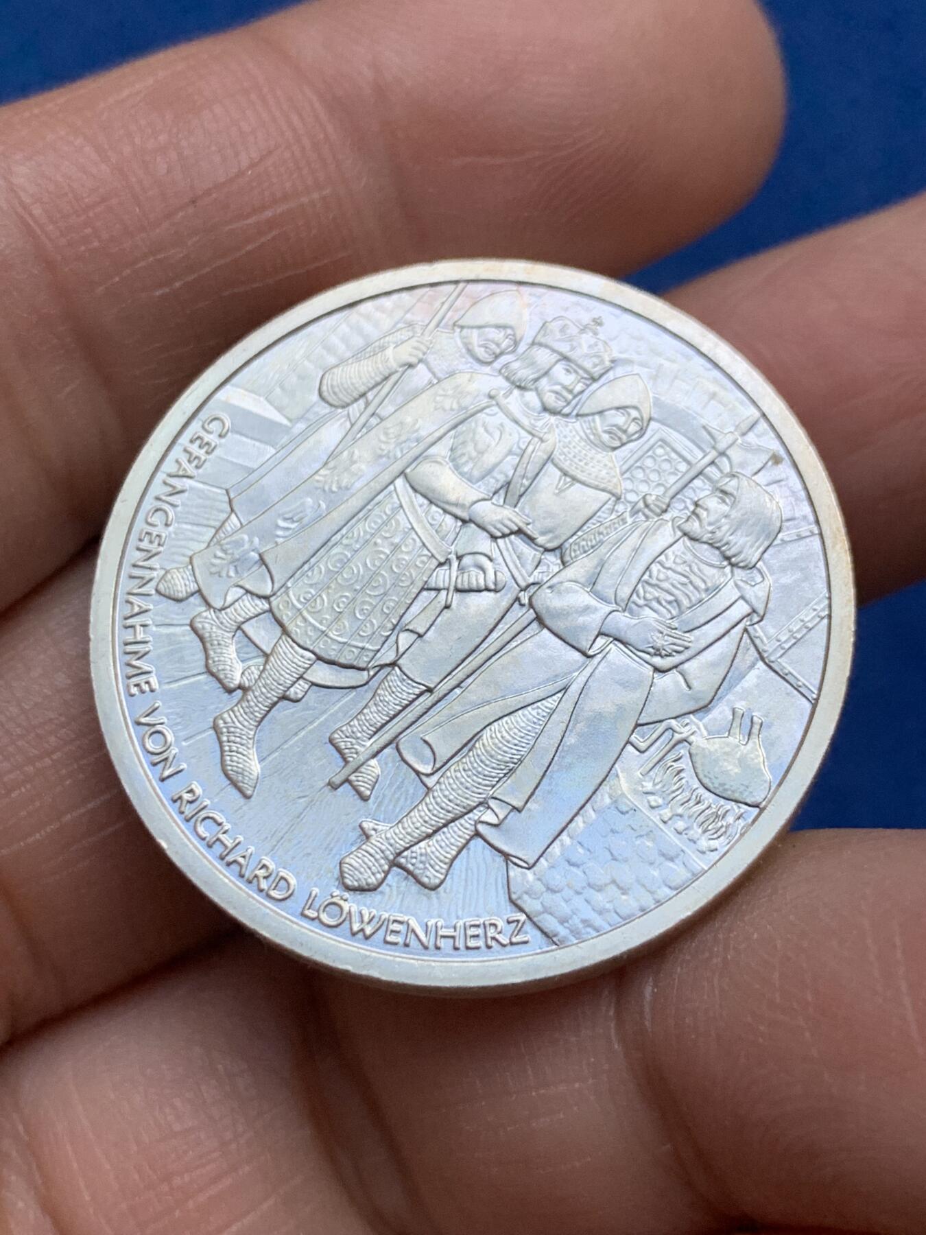 《竞宝斋》第360场 周日，周一  2场连拍 （全场包邮） 奥地利2009年狮心王理查德10欧元银币 17.3克 925银