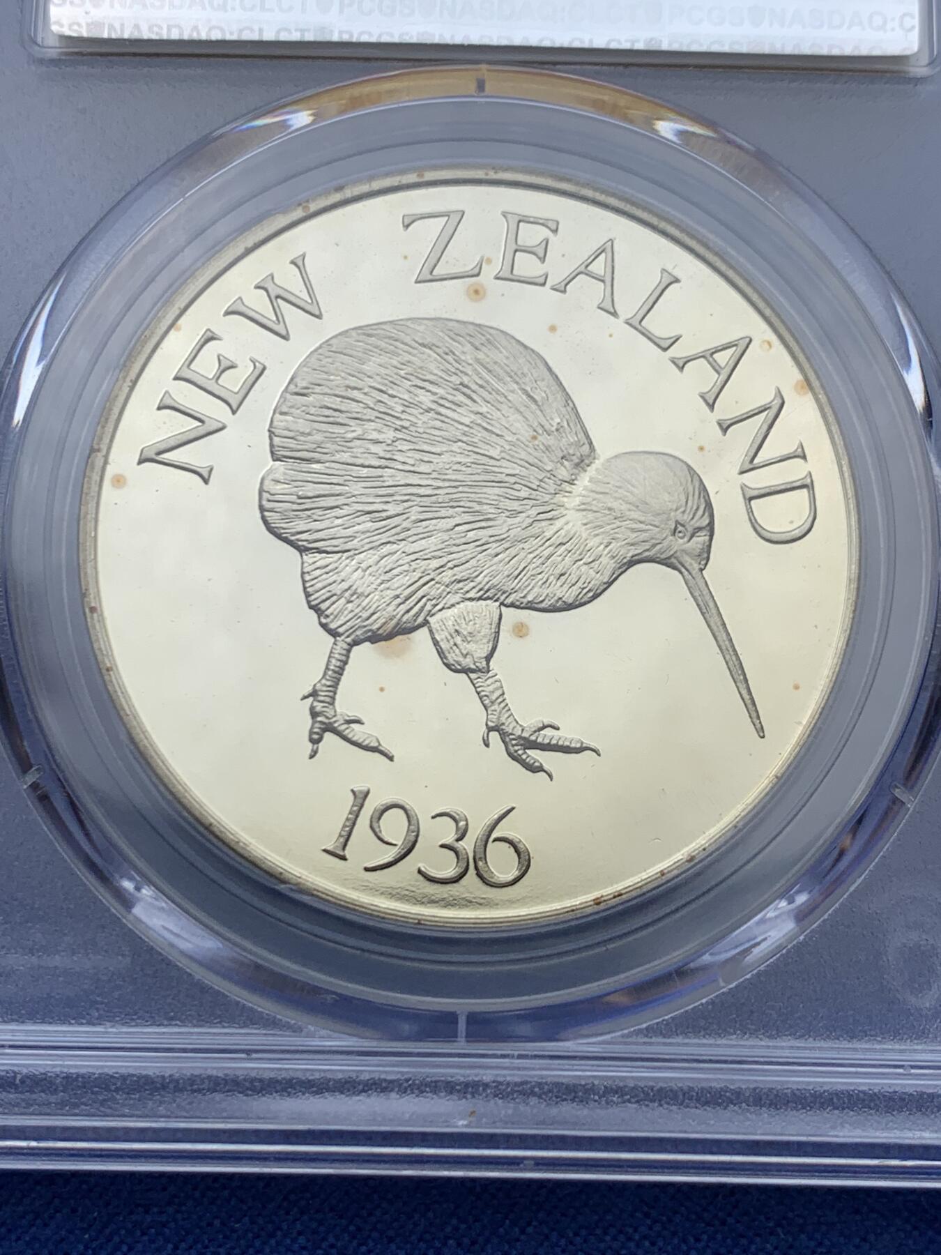 《竞宝斋》第360场 周日，周一  2场连拍 （全场包邮） PCGS PR67 亚军分 1936年（币面标注） 英国爱德华八世 英属新西兰几维鸟 克朗币 戏铸币