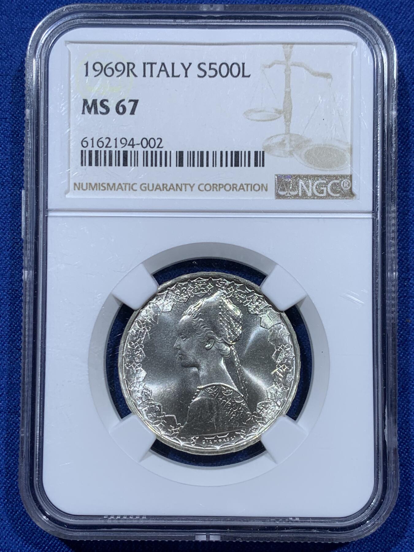《竞宝斋》第360场 周日，周一  2场连拍 （全场包邮） NGC MS67 意大利1969年帆船美女500里拉银币，经典设计，霜银暴光，顶级高分。小特年，该年铸造量31万枚，60分参考价40美元