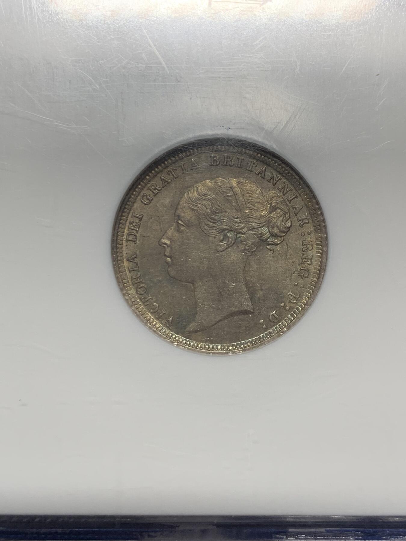 《竞宝斋》第360场 周日，周一  2场连拍 （全场包邮） NGC MS64 英国 1884年 维多利亚 6便士 银币 原味英伦包浆 老白盒 品质不输65