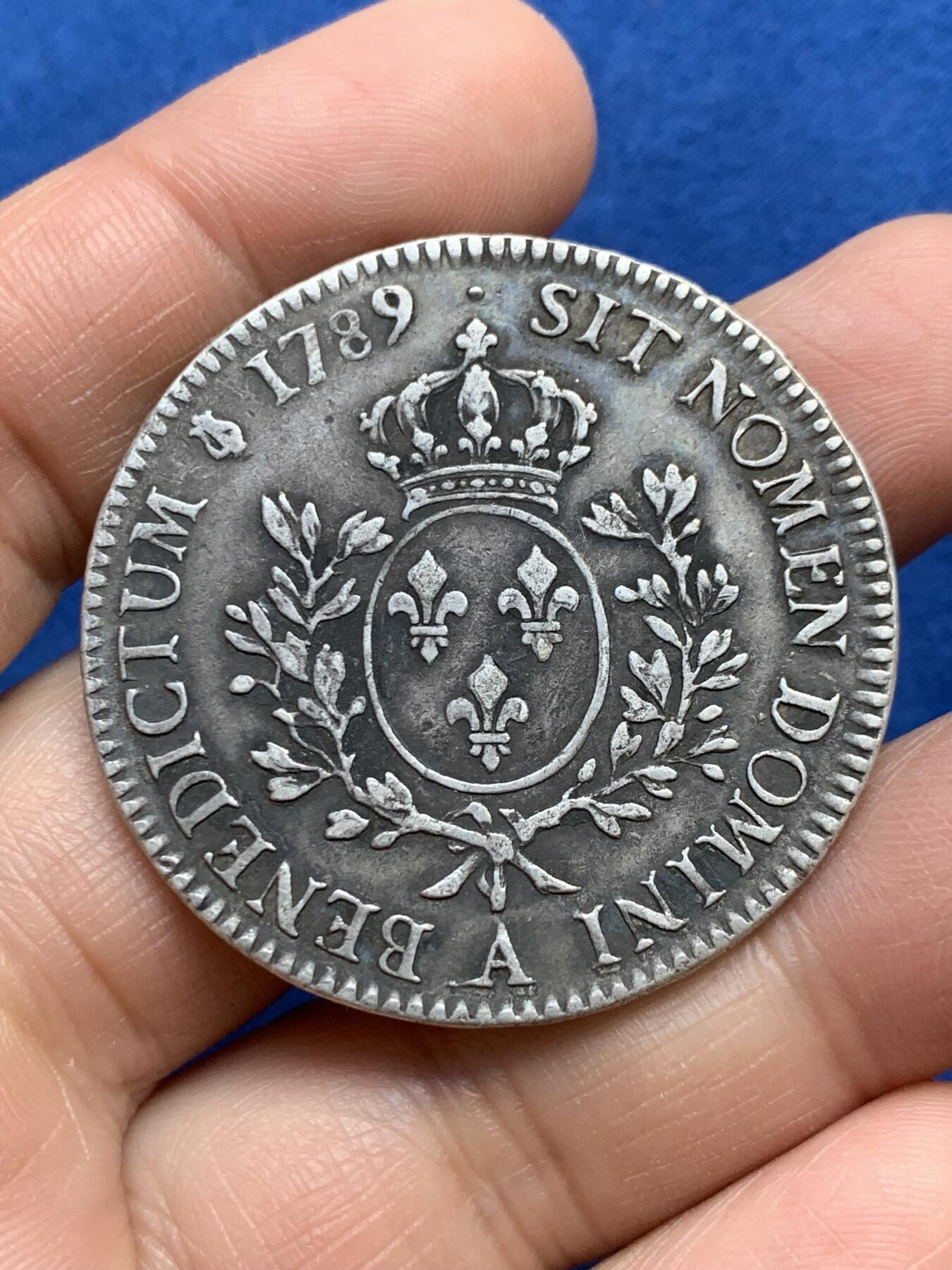 《竞宝斋》第360场 周日，周一  2场连拍 （全场包邮） 法国路易十六1789年埃居大银币