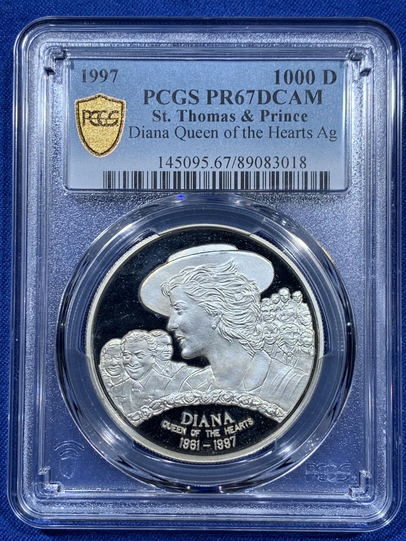 《竞宝斋》第360场 周日，周一  2场连拍 （全场包邮） PCGS PR67DCAM 圣多美和普林西比1997年1000多布拉 戴安娜精制纪念银币 戴安娜系列里很少见的一枚 工艺很不错 浮雕感强 高价品种