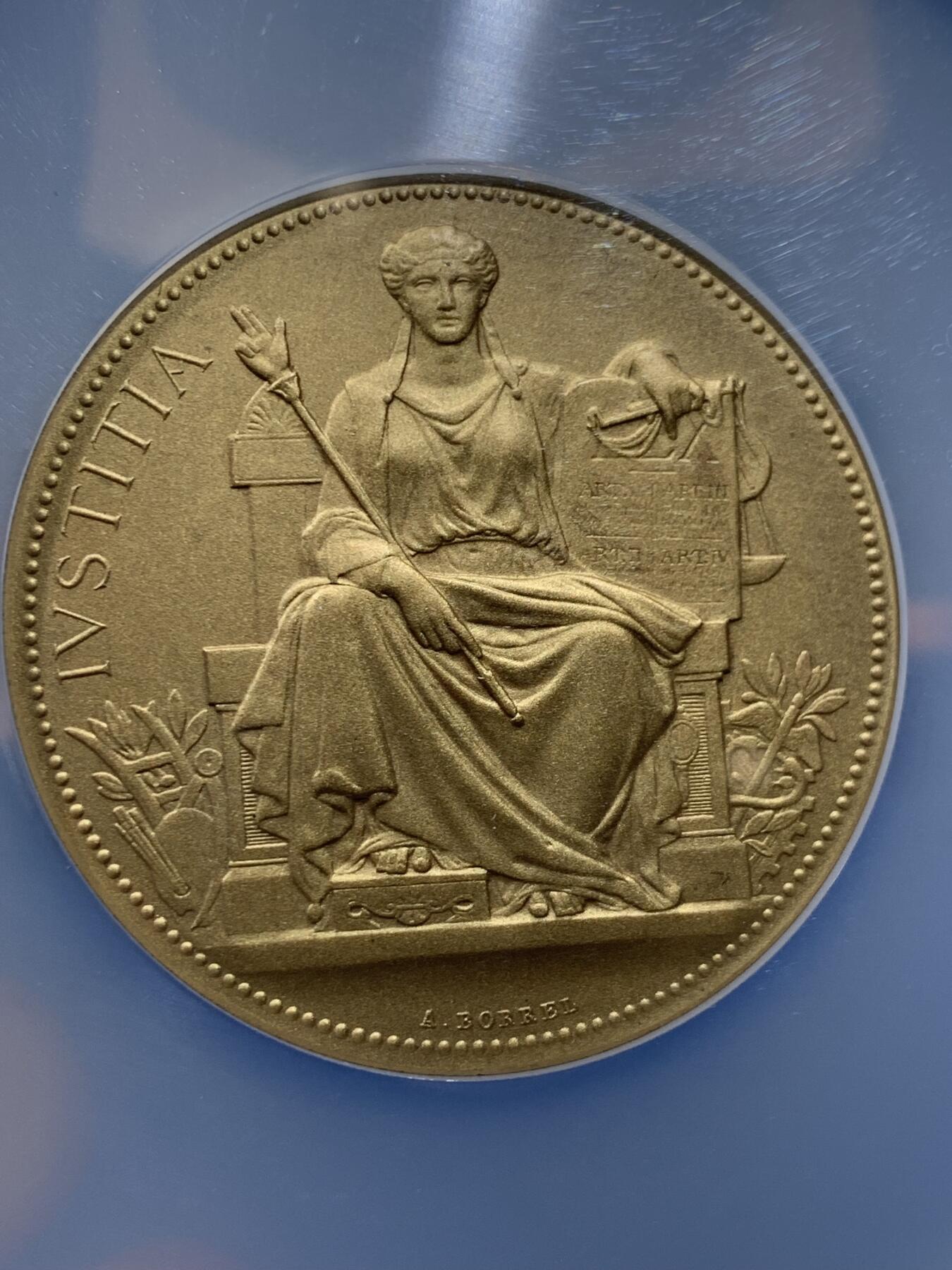 《竞宝斋》第360场 周日，周一  2场连拍 （全场包邮） NGC MS66 超高分 1908法国马赛商业法庭镀金银章 带原盒 重量：66克