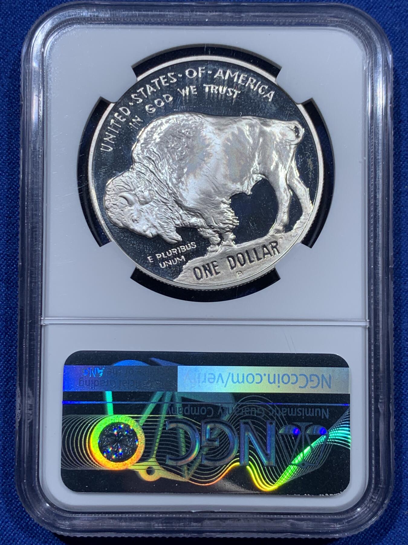 《竞宝斋》第360场 周日，周一  2场连拍 （全场包邮） NGC PF67UC 美国2001年经典印第安人与牦牛1美元精制银币