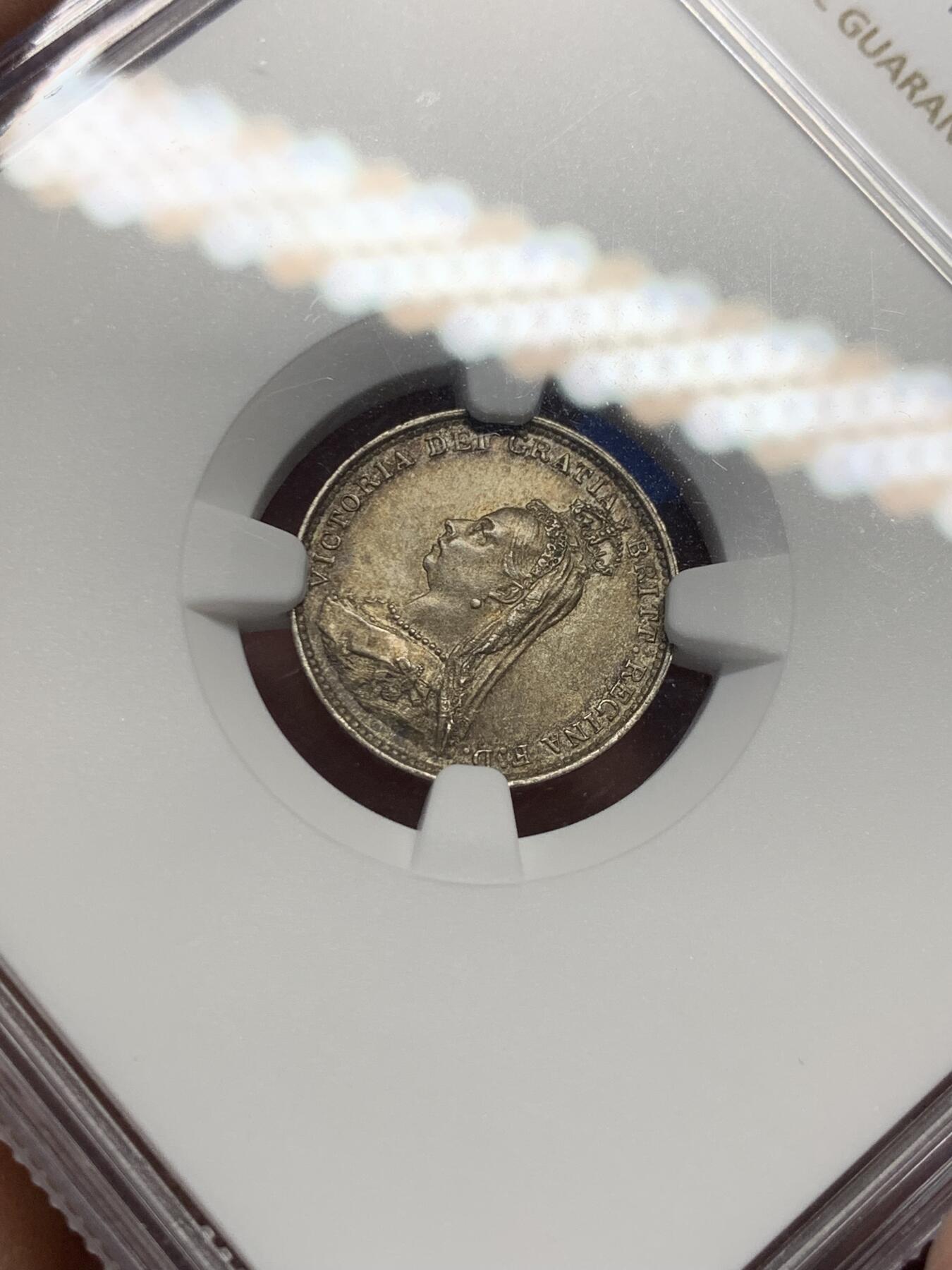 《竞宝斋》第361场 周日，周一  2场连拍 （全场包邮） NGC MS63 英国1887年高冠3便士银币 包浆醇厚