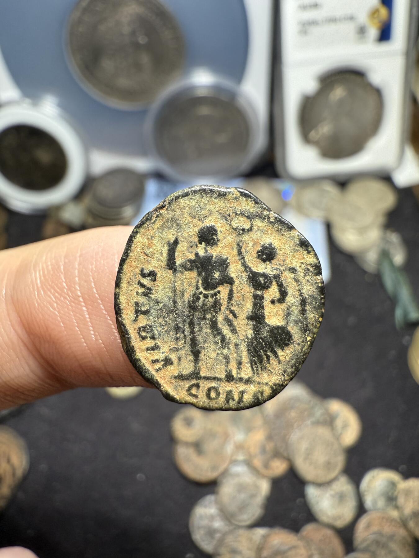 南宋泉阁俄币 外币 国币 专场第七期 古罗马 公元383-408年 东罗马皇帝 阿卡狄乌斯小铜币 背逆 个头偏大 打制清晰 品相好