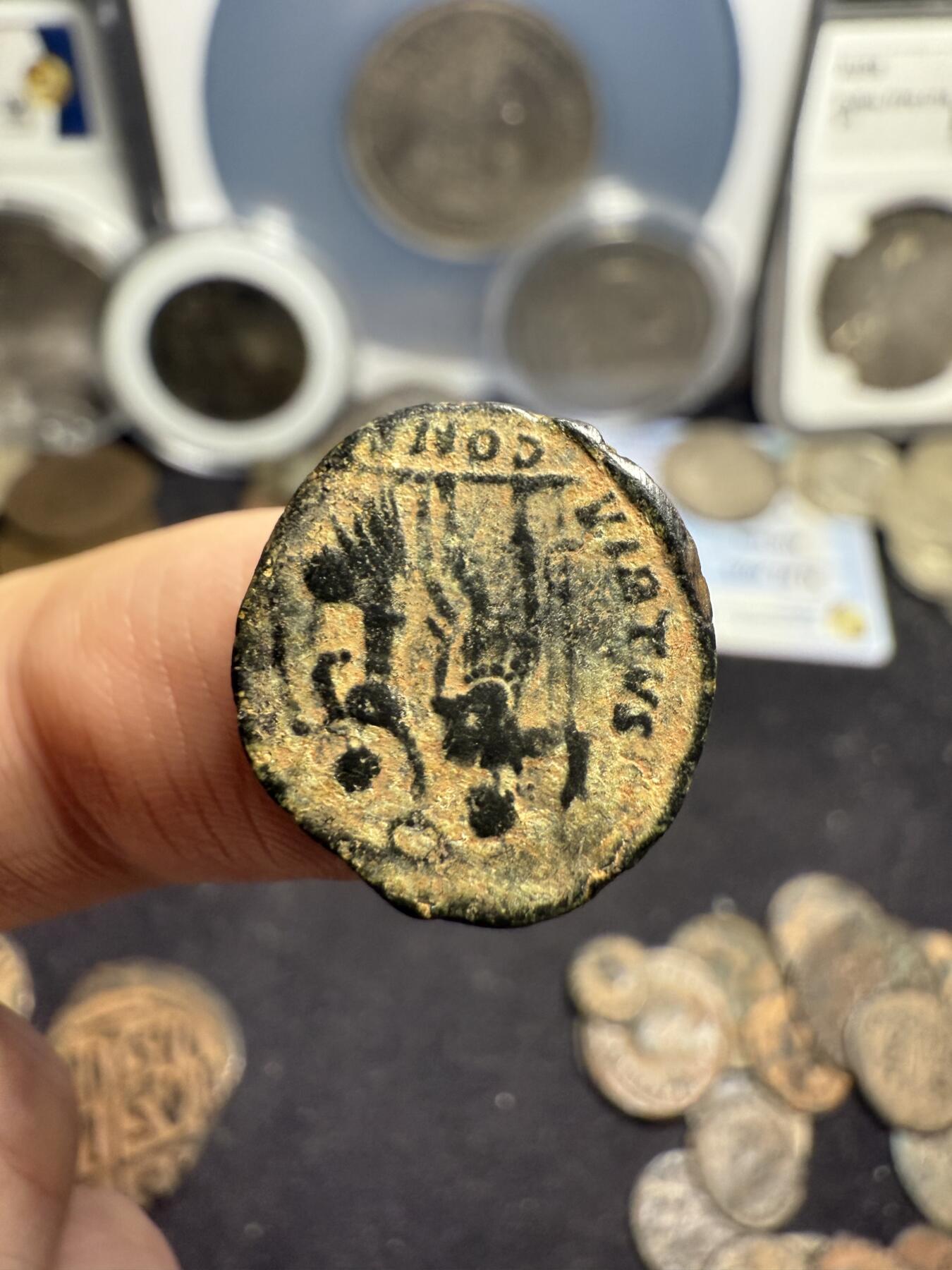 南宋泉阁俄币 外币 国币 专场第七期 古罗马 公元383-408年 东罗马皇帝 阿卡狄乌斯小铜币 背逆 个头偏大 打制清晰 品相好