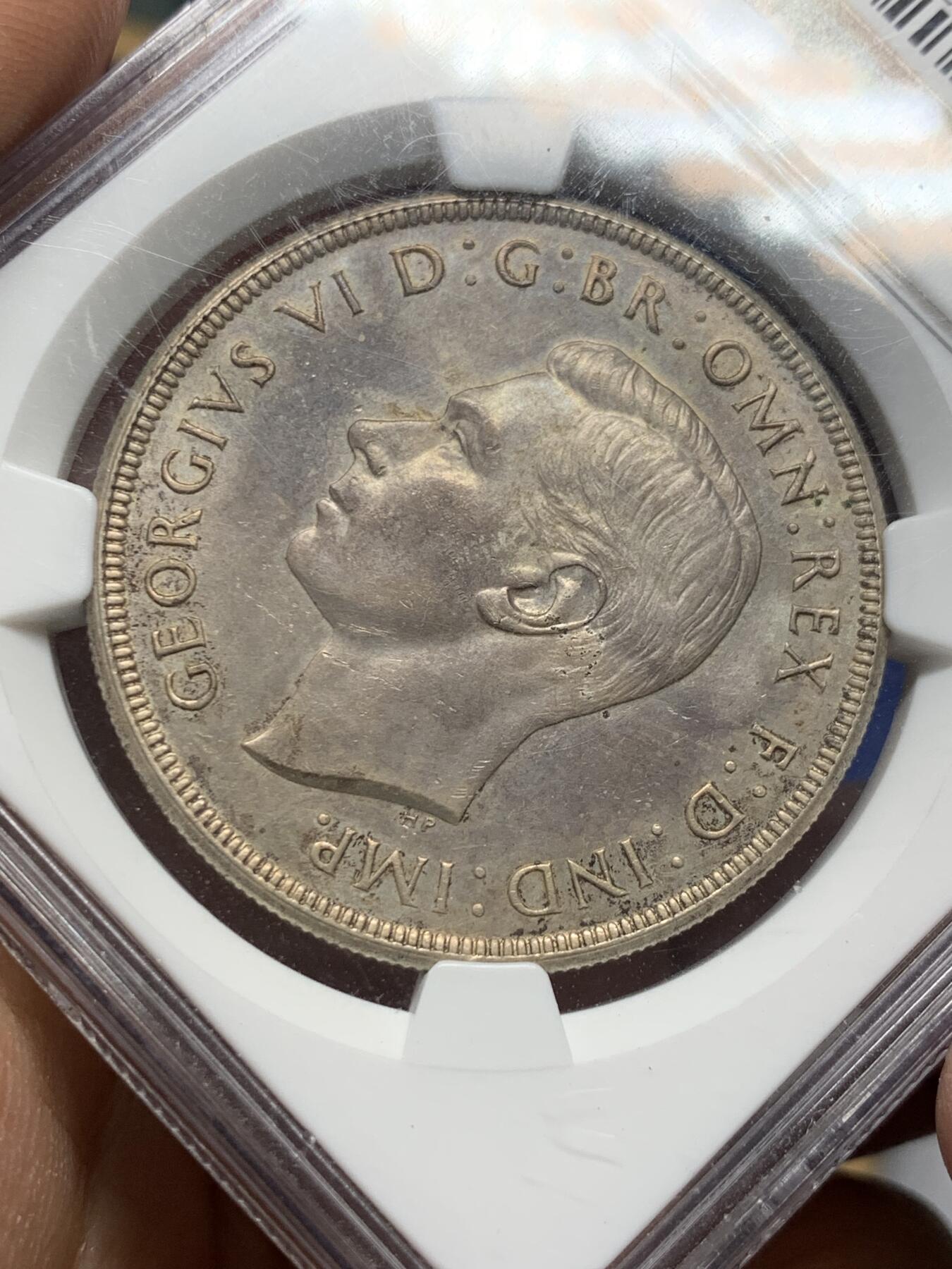 《竞宝斋》第361场 周日，周一  2场连拍 （全场包邮） NGC AU58 澳大利亚1937年乔治六世大皇冠1克朗银币 925银 原味包浆