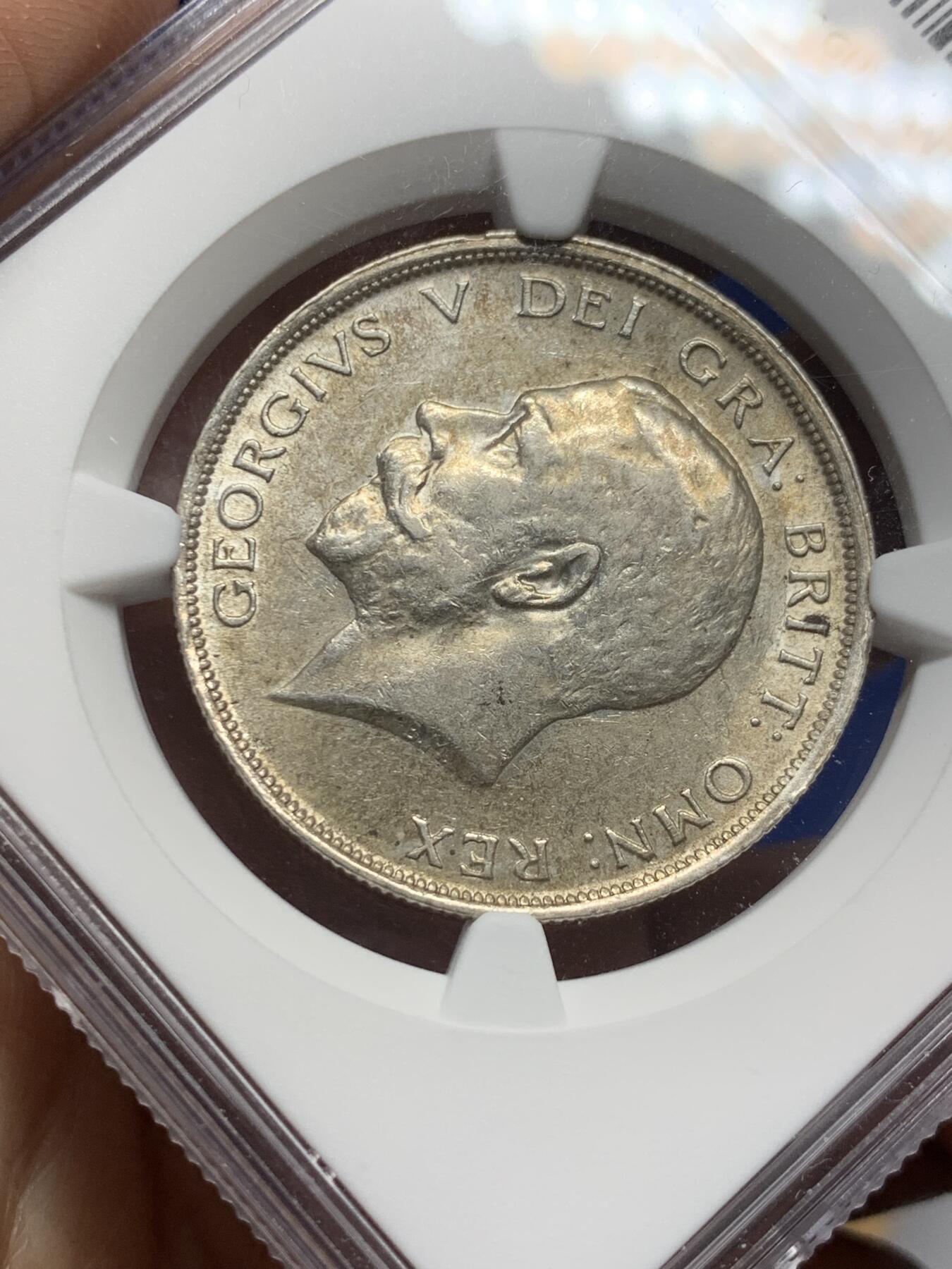 《竞宝斋》第361场 周日，周一  2场连拍 （全场包邮） NGC AU58 英国1915乔五高银半克朗银币