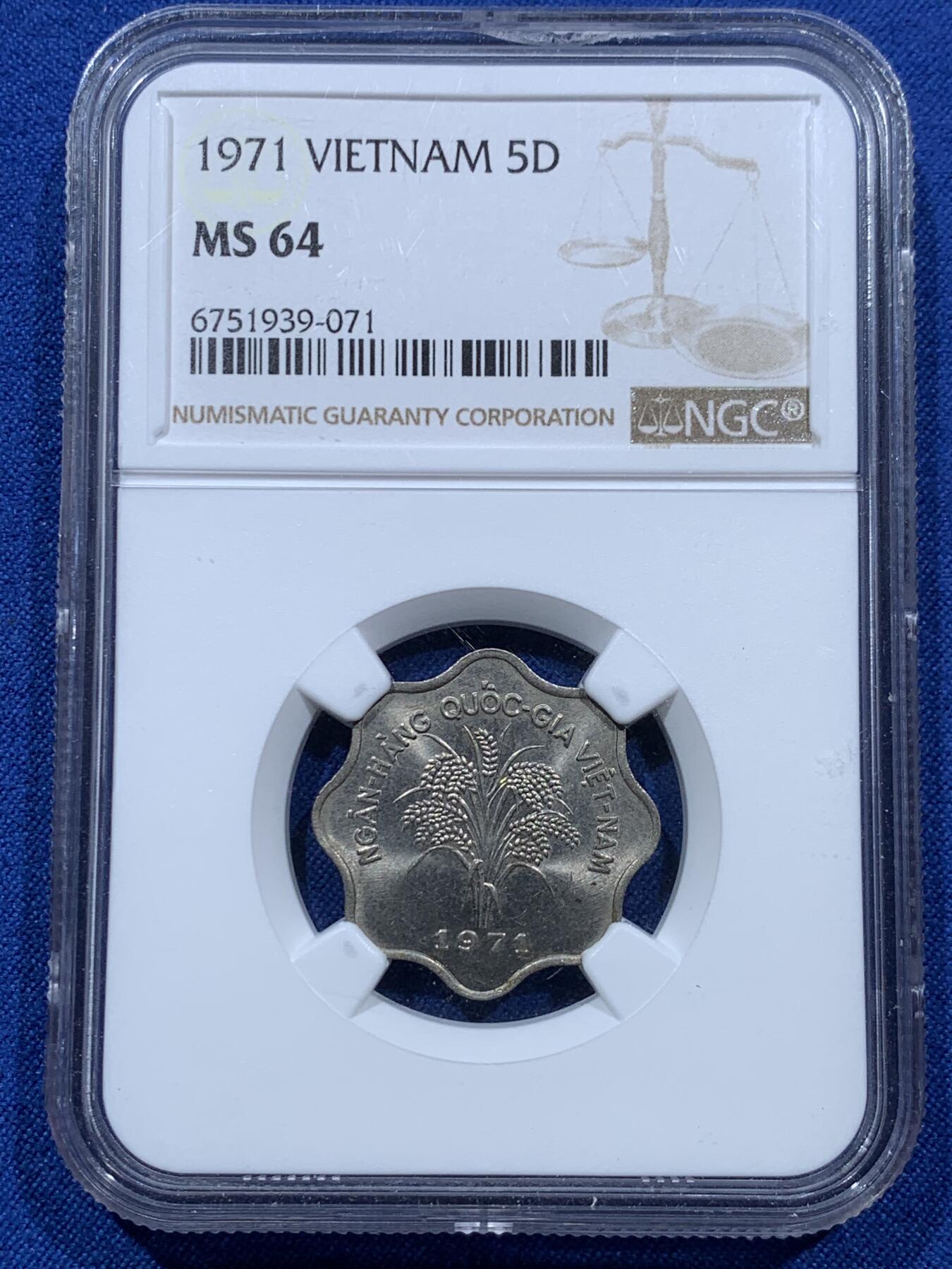 《竞宝斋》第361场 周日，周一  2场连拍 （全场包邮） NGC MS64 南越 1971年 5D
