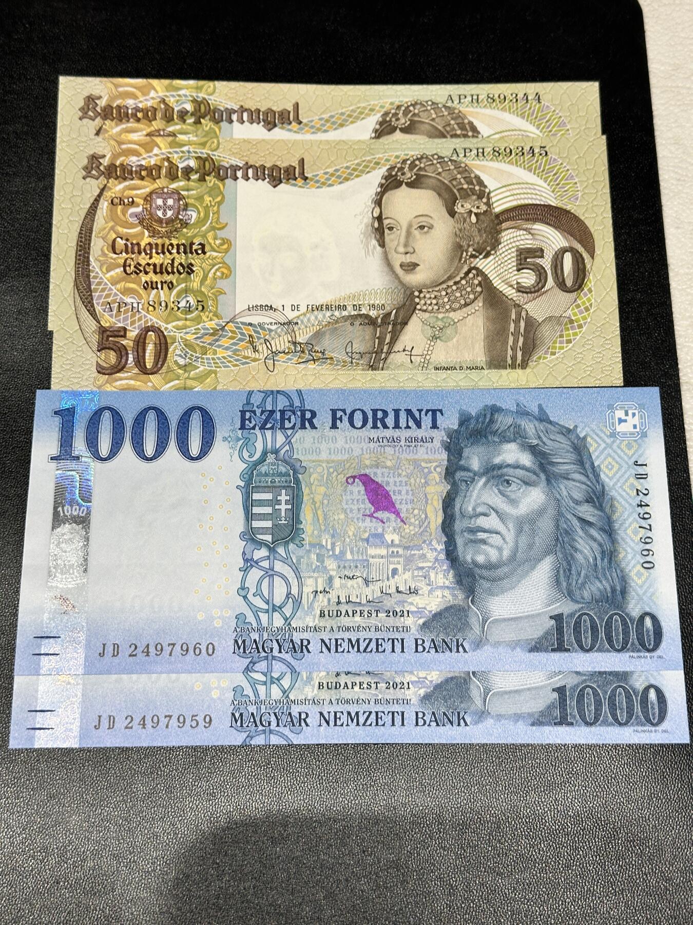 《外钞收藏家》第四百九十九期 葡萄牙50两张连号+匈牙利1000两张连号 四张一起 全新UNC