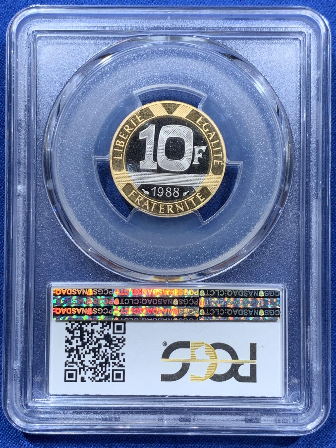 《竞宝斋》第361场 周日，周一  2场连拍 （全场包邮） PCGS PR68DCAM 法国1988年天使10法郎双色金币 重12克，外圈920金，内芯750黄金150钯金，含黄金约10克，钯金0.9克，按贵金属价都要7000元 最后一张为成本参考图 不附带邮寄