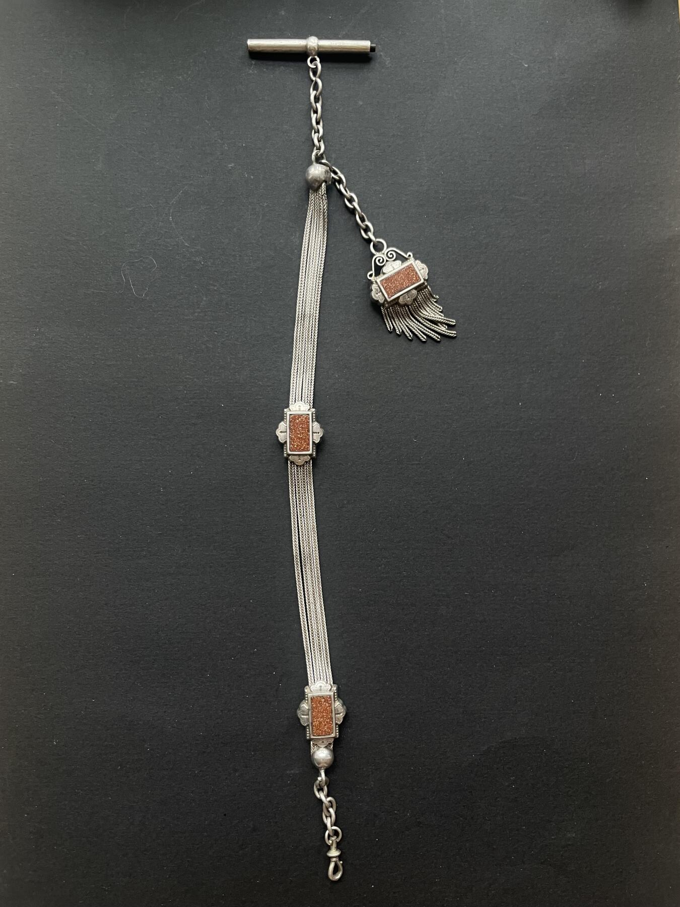 海外回流精品专场（鸽子请绕行） 法国回流珐琅彩纯银怀表链 长31.5cm，重49.4g。