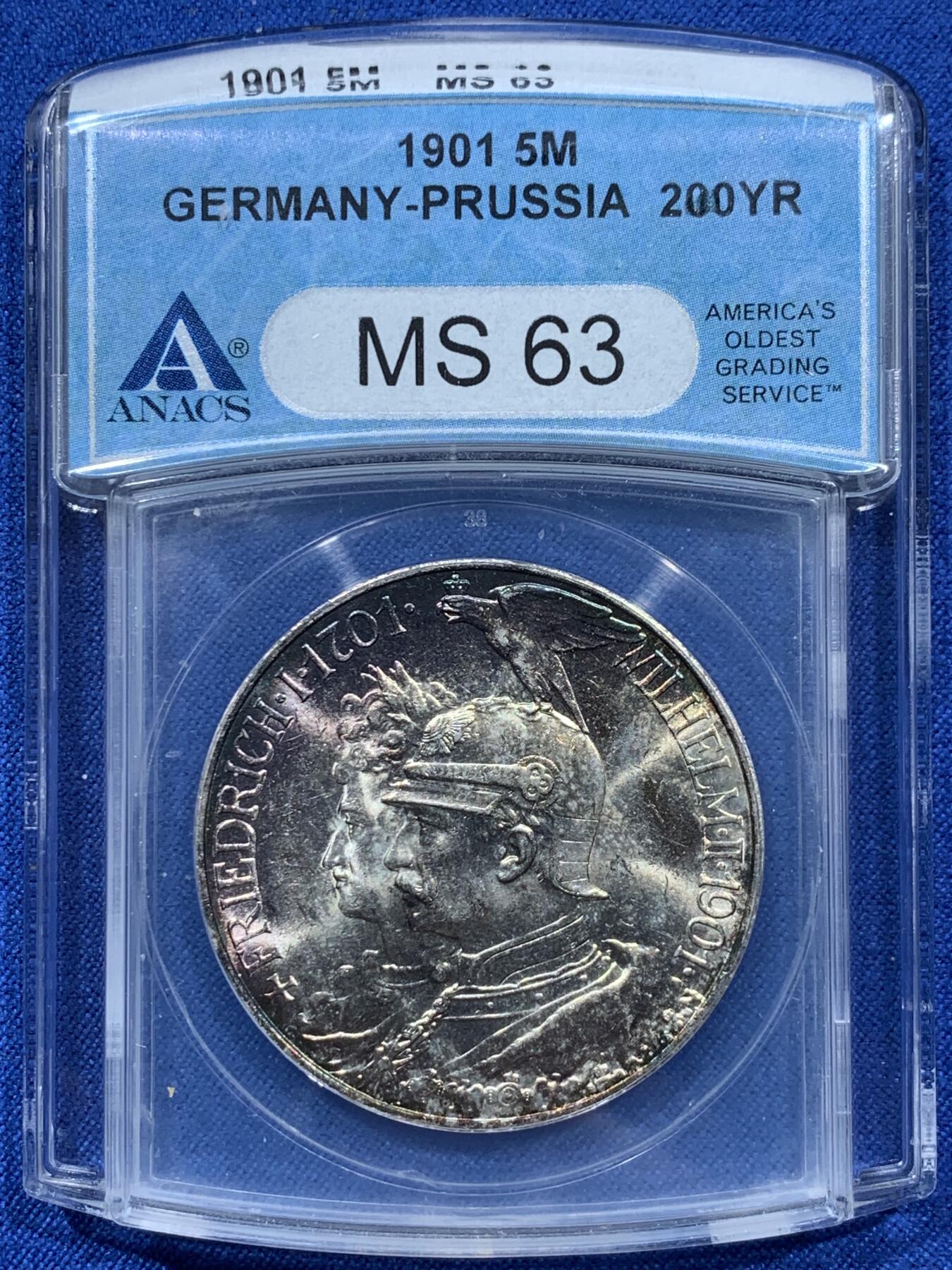 《竞宝斋》第361场 周日，周一  2场连拍 （全场包邮） ANACS MS63 德国普鲁士1901年建国200周年5马克大银币，双面环紫五彩，带十字炫光，老蓝盒完全不输63-64分P盒N盒状态！