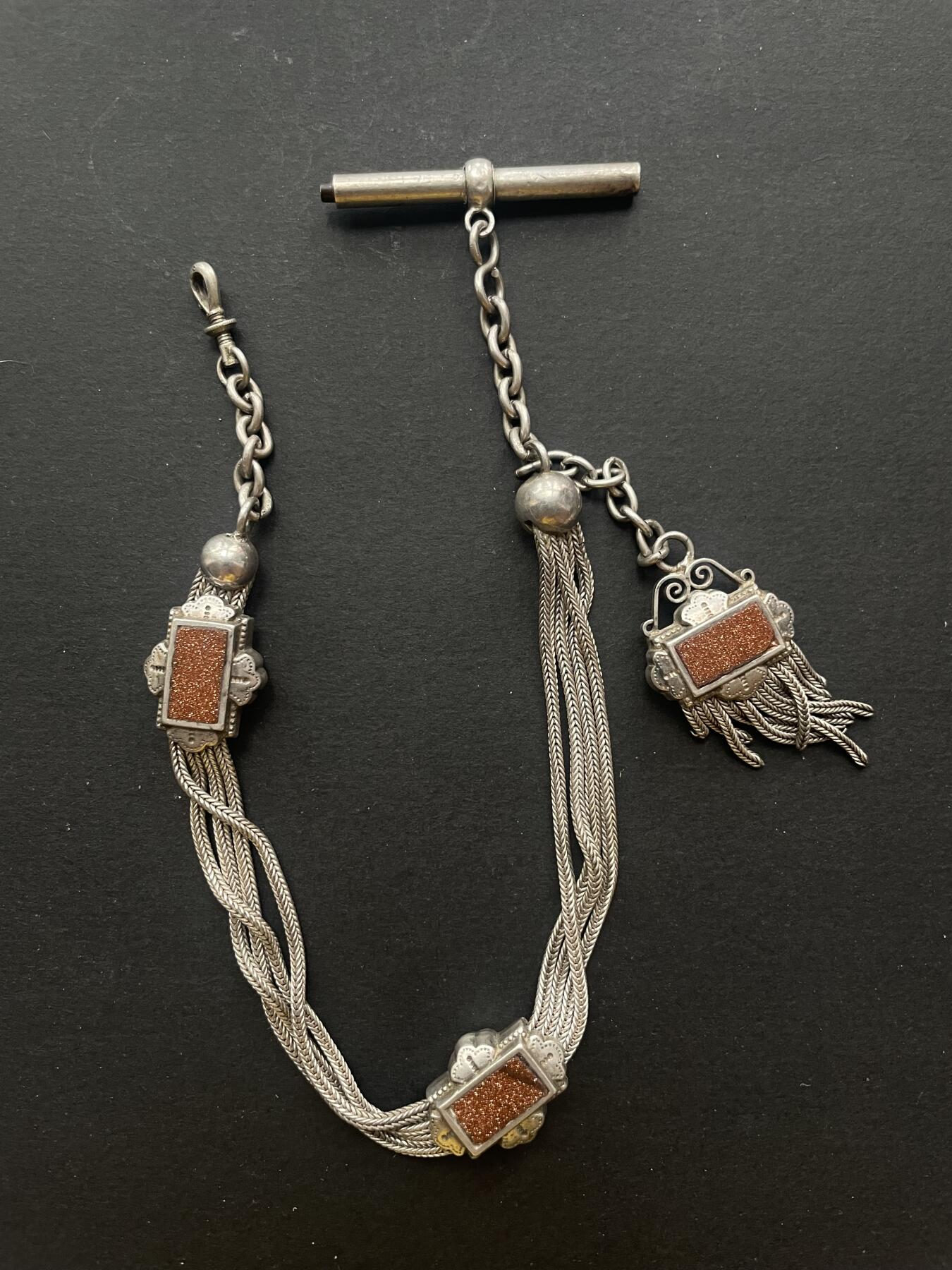 海外回流精品专场（鸽子请绕行） 法国回流珐琅彩纯银怀表链 长31.5cm，重49.4g。