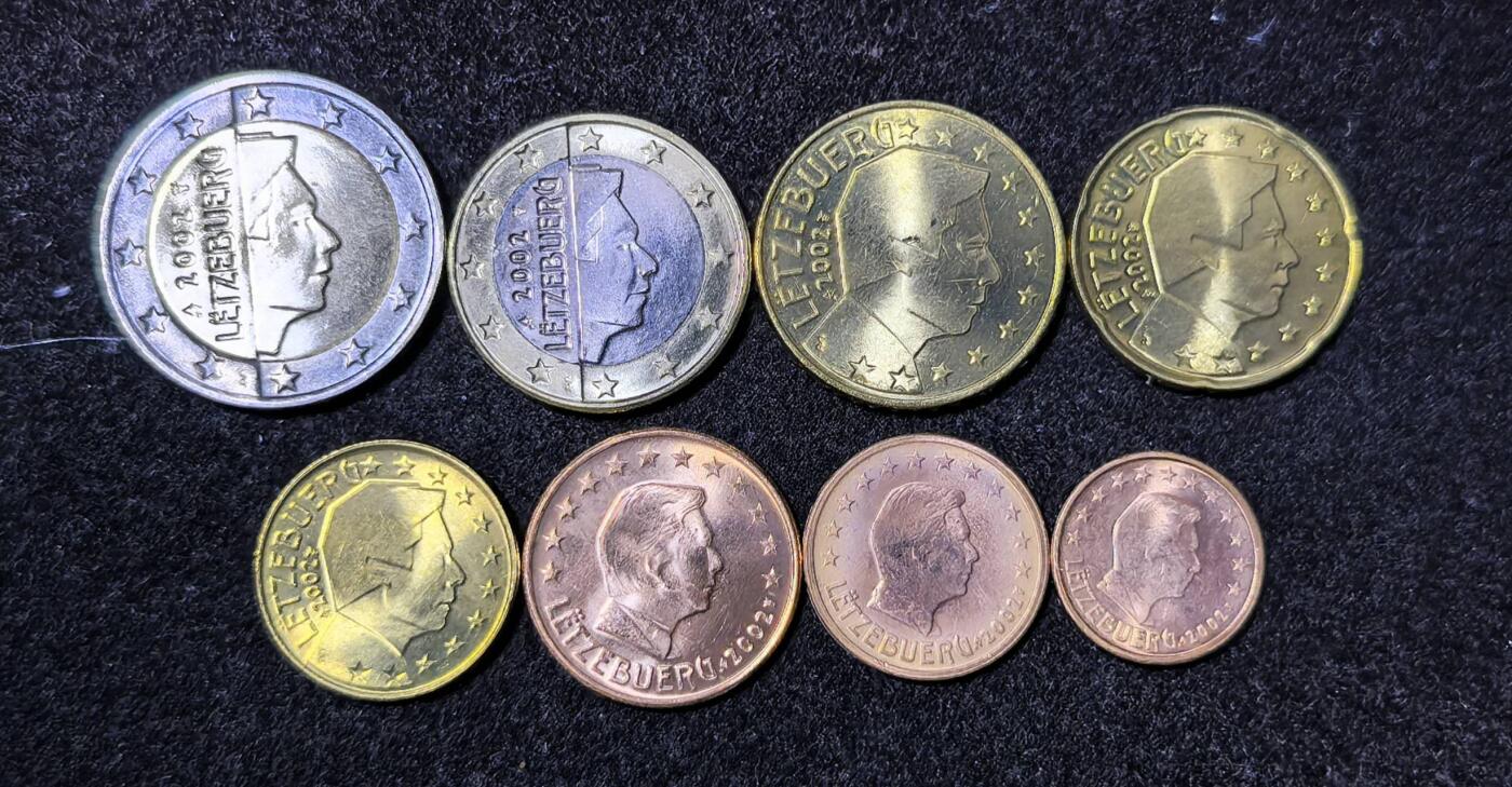 北京马甸外国币专卖第135期，外国币专场，陆续上拍，欢迎关注 好品相2002年版卢森堡欧元套币