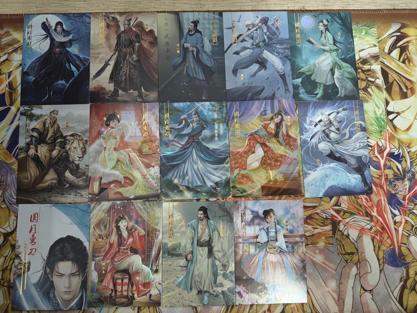天玑星卡拍第七十六期《各种IP啥都有》持续收拍收评中 满赠三娘需备注 大圣卡通 圆月弯刀 烫金彩闪 14张 直角卡难免边角有瑕介意勿拍