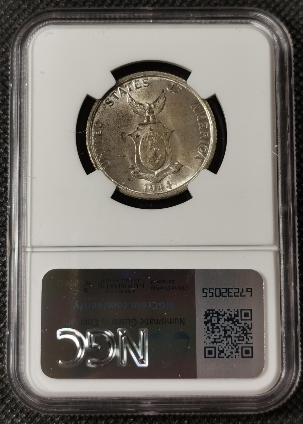 甄臻铺-世界钱币拍卖（第8期）新铺开张，欢迎捧场 NGC-MS64 1944年S版美属菲律宾50分，淡淡包浆