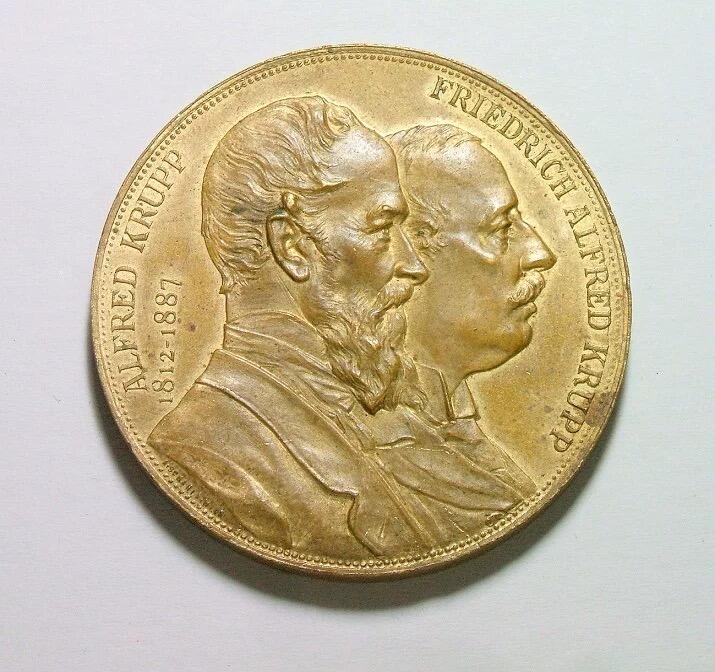 【艺术】德国艺术大章1892年 克虏伯军火商父子及雕像高浮雕大镀金章 42MM   