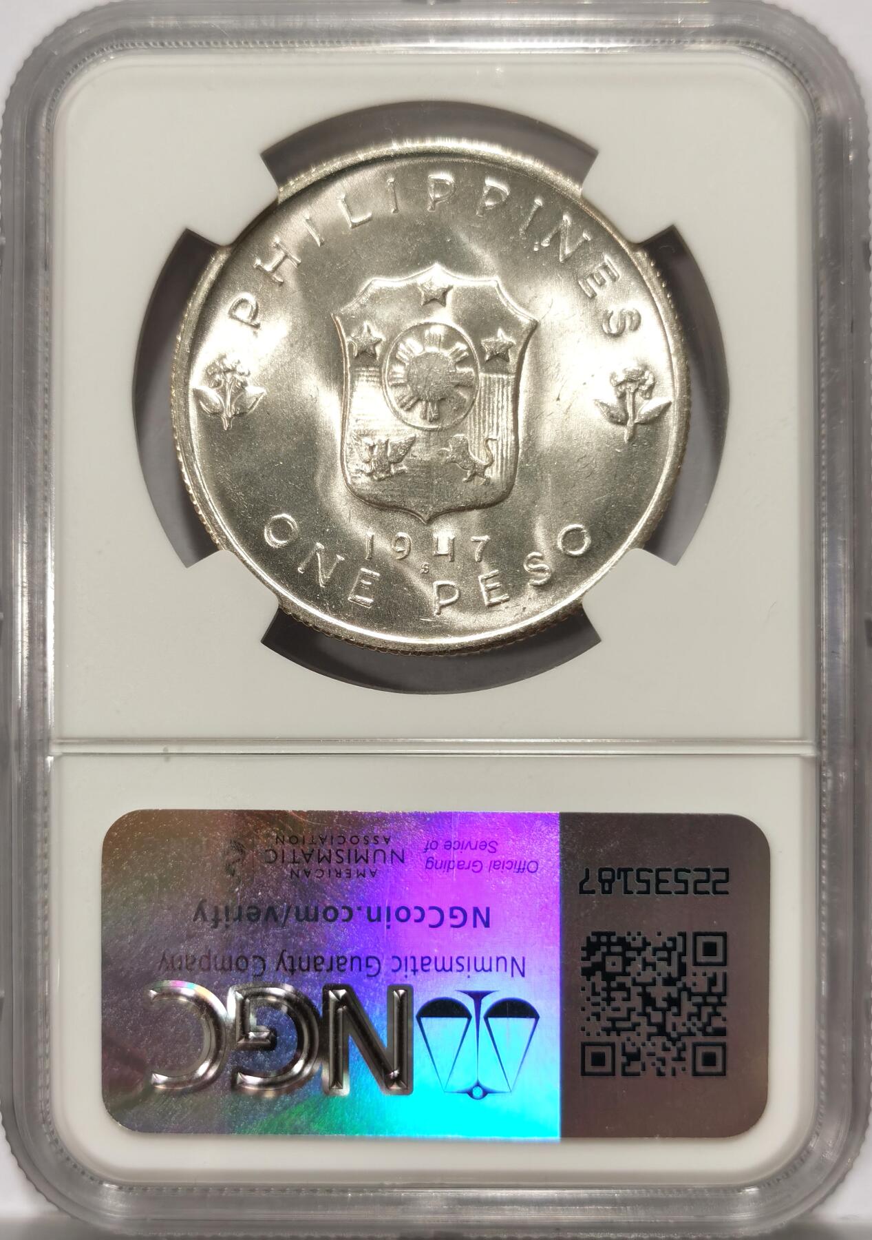 博洋堂世界钱币拍卖第114期（全场包邮） 菲律宾1947年麦克阿瑟一比索银币NGC-UNCD，原汁原味老包浆，包浆醇厚，币面清爽干净又漂亮，状态极佳，疑似错杀。