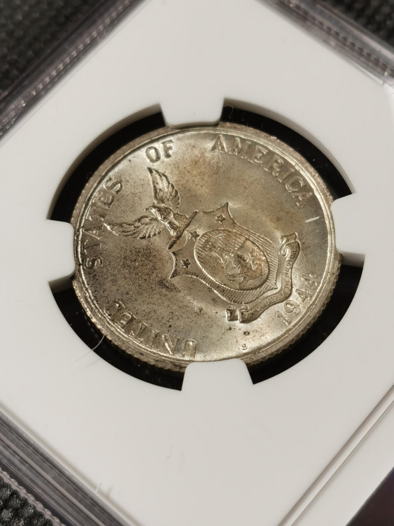 甄臻铺-世界钱币拍卖（第8期）新铺开张，欢迎捧场 NGC-MS64 1944年S版美属菲律宾50分，淡淡包浆