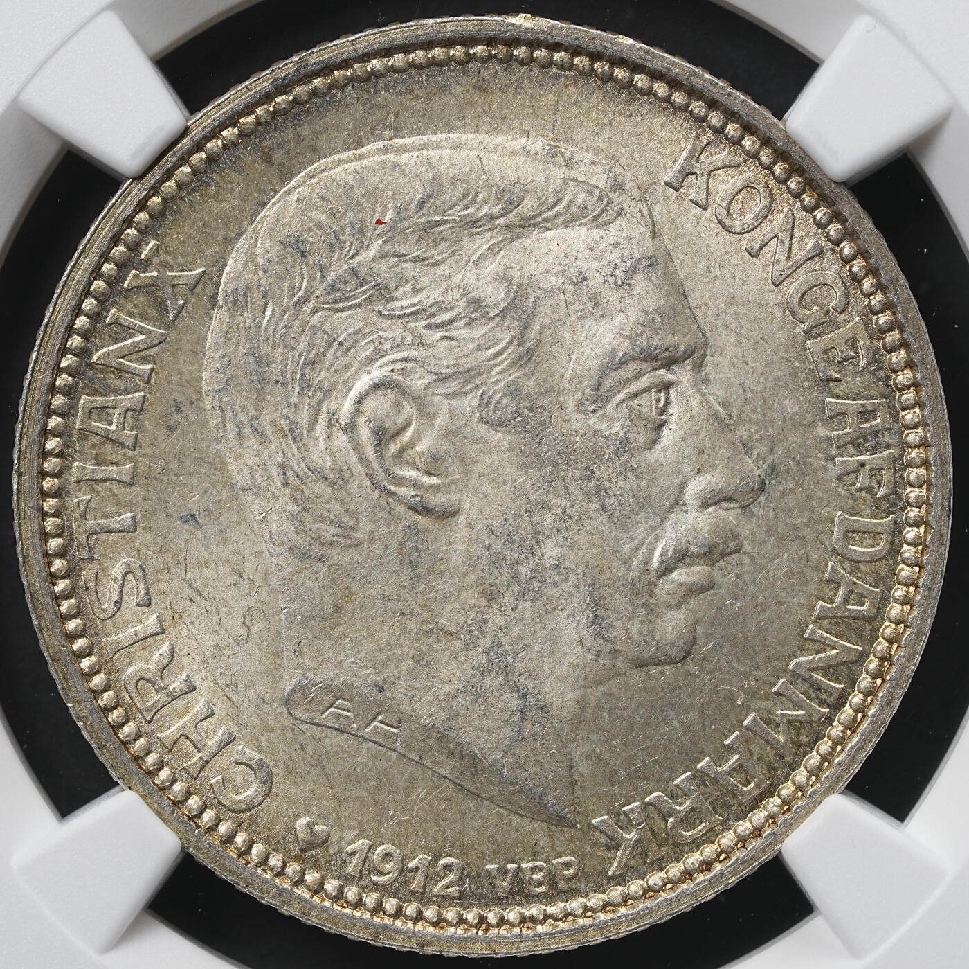 修遠堂世界钱币第六十一期 NGC MS64 1912年丹麦国王更迭纪念2克朗银币