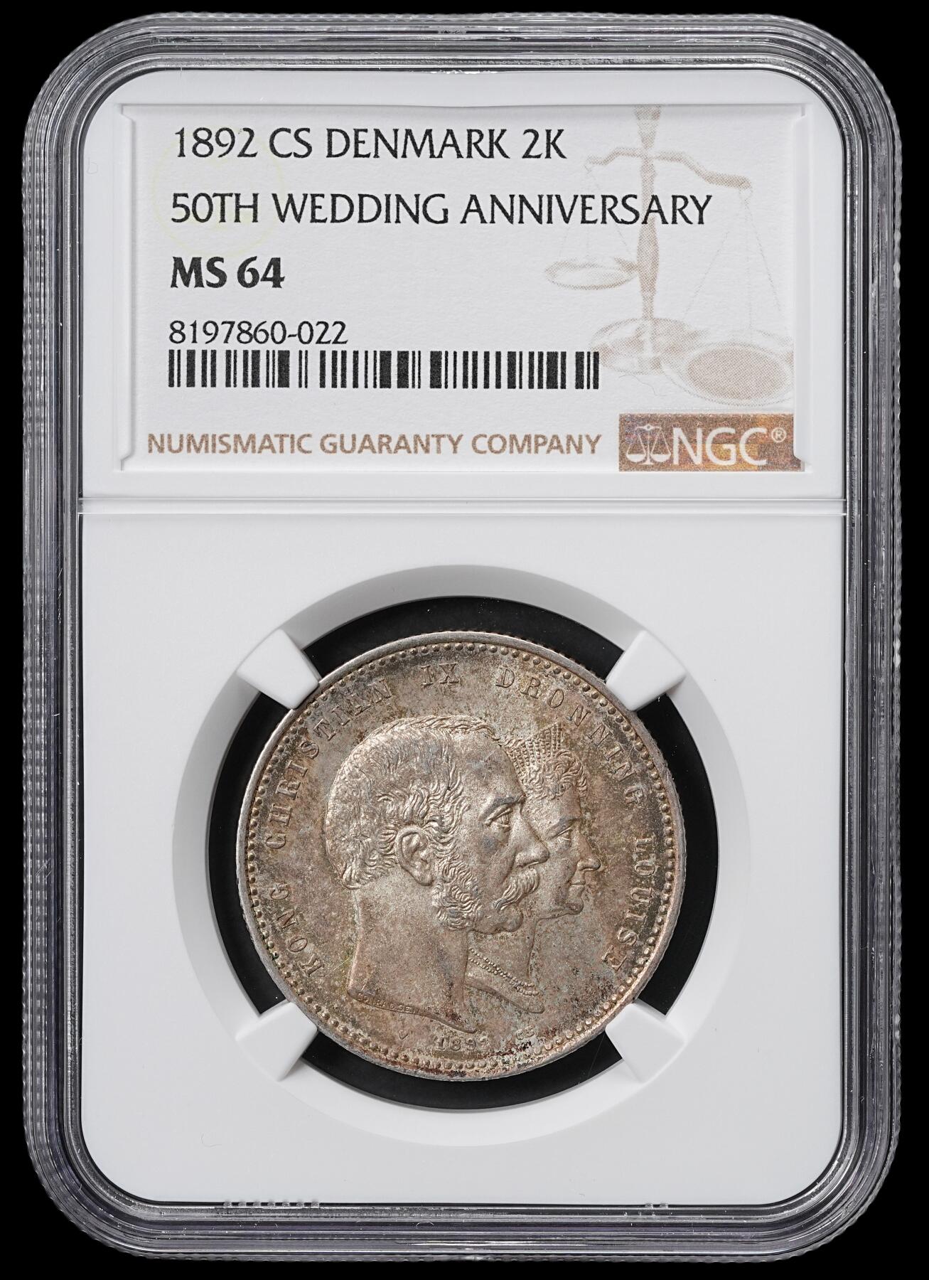 修遠堂世界钱币第六十一期 NGC MS64 1892年丹麦国王金婚纪念2克朗银币 灰彩加酱彩 味道一流